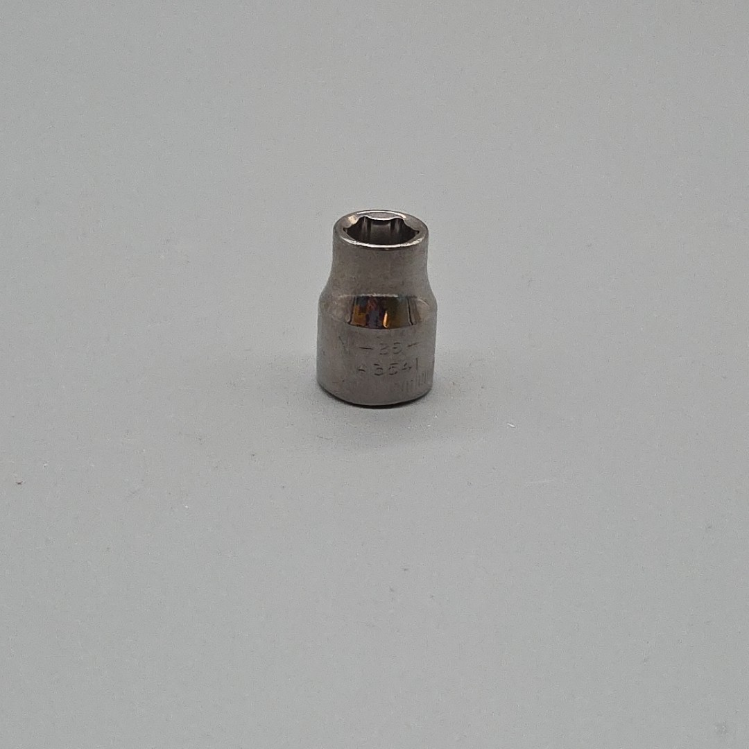 Craftsman Tools – 3/8″ Drive 6 Point 9mm Shallow Socket – G2 43541 USA