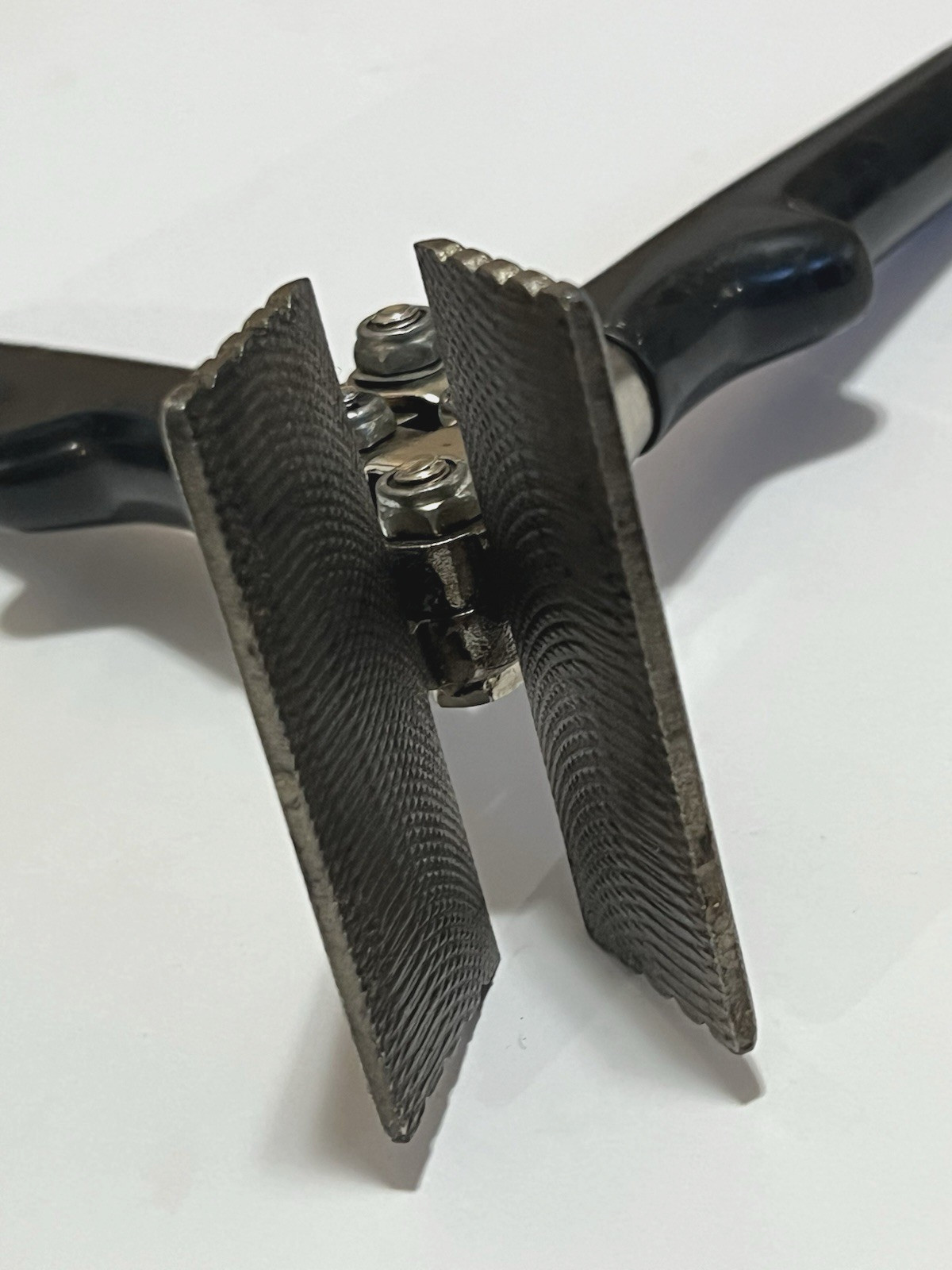 MALCO S-2 Hand Seamer Sheet Metal Bending Pliers Tool HVAC S2 USA NICE