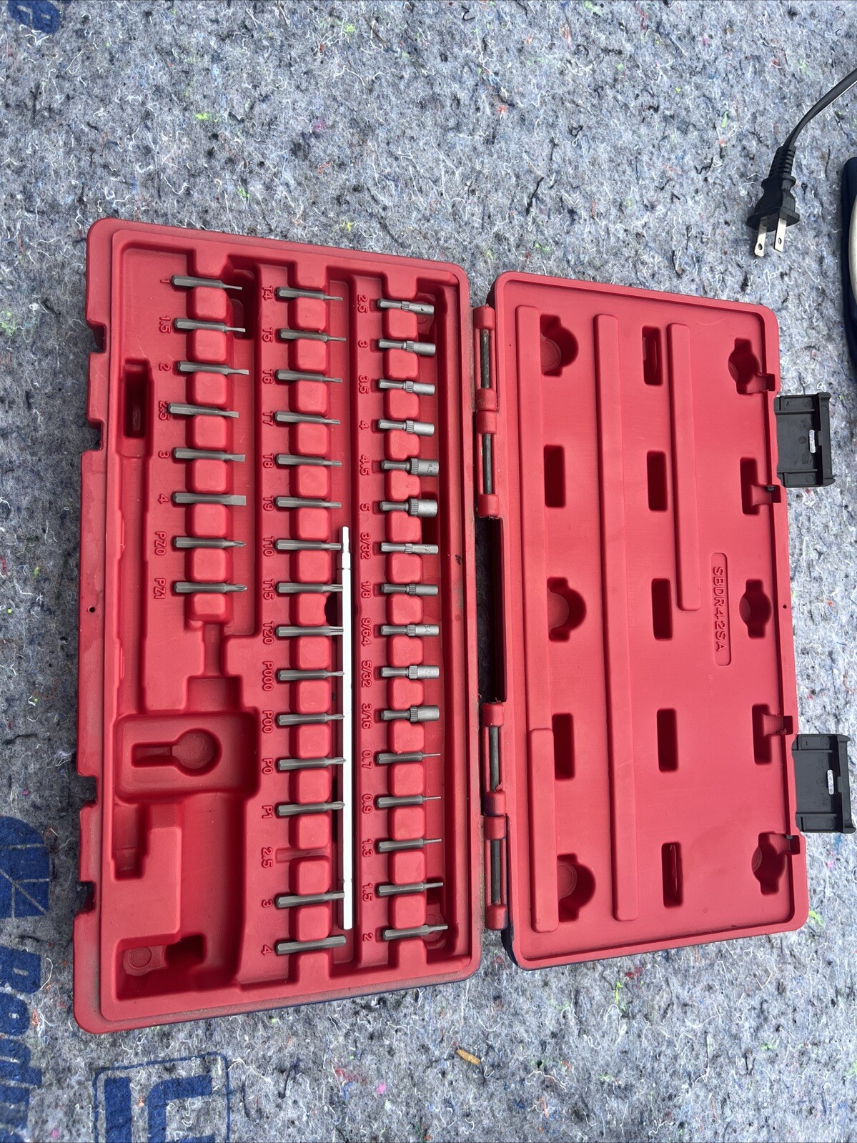 Mac Tools 42 Piece Mac-Grip Ratcheting 1/8” Hex Bit Screwdriver Missing 2 Pc