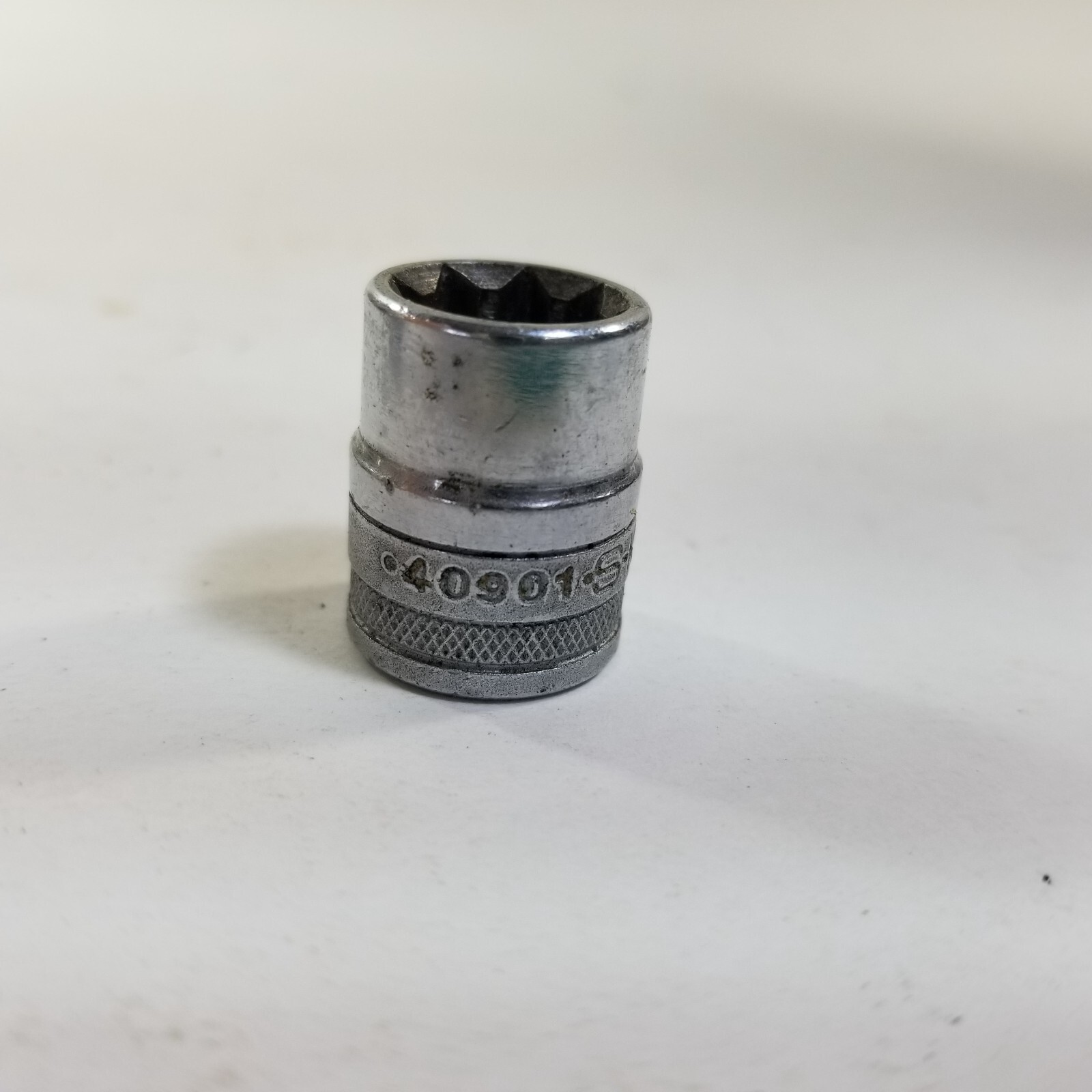 S-K 40901 3/8” Knurled Socket 8-Point Double Square, 1/4″ Drive