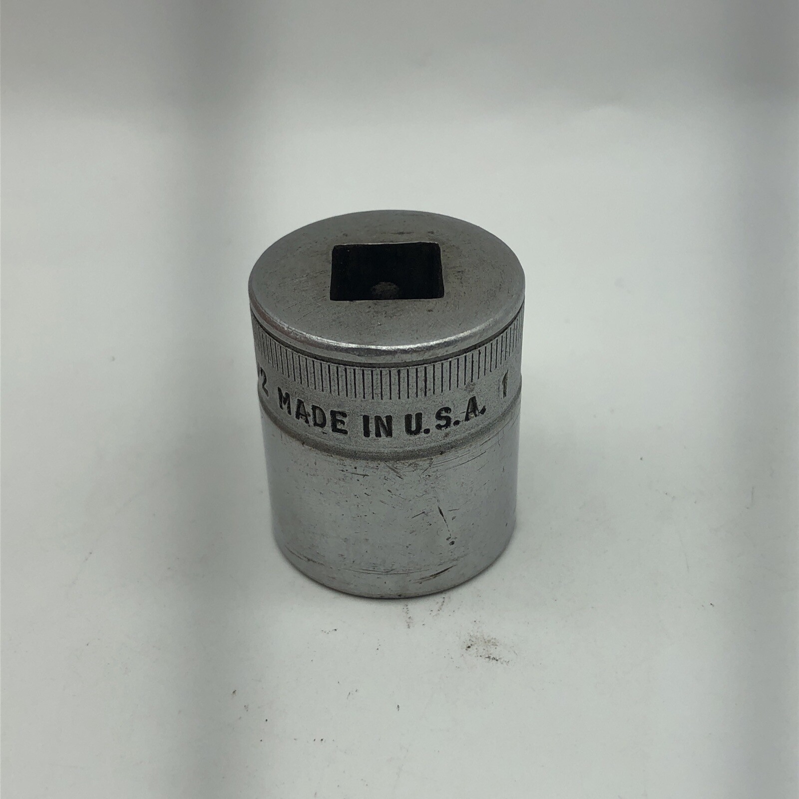 Vintage Snap-on Tools USA 1/2″ Drive 12pt 1″ Socket SW-320 1/2. (HT3)