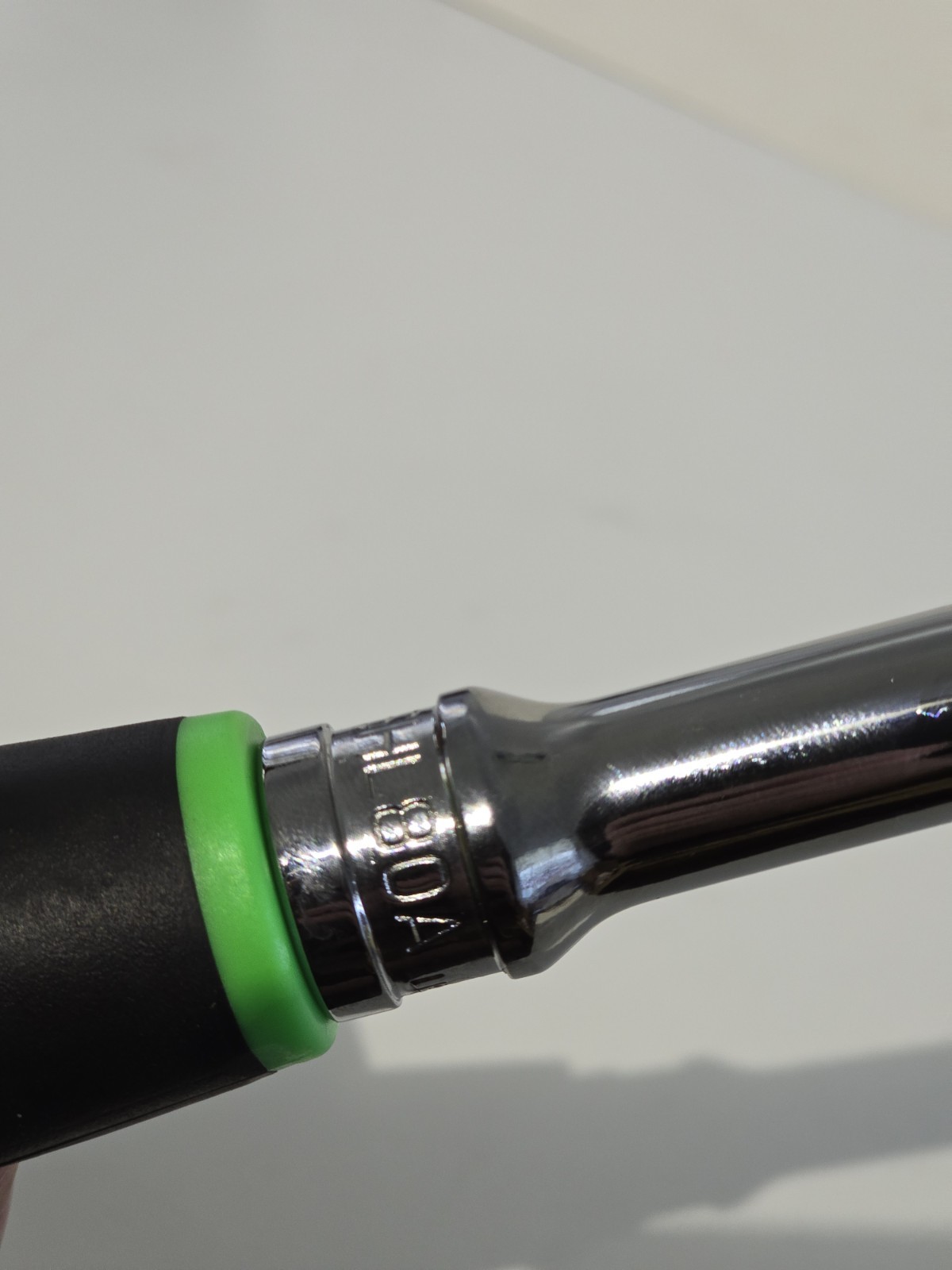NEW 🇺🇸 Snap-on Tools USA Green 1/2″ Drive Soft Grip Ratchet 15″ Long SHL80AG