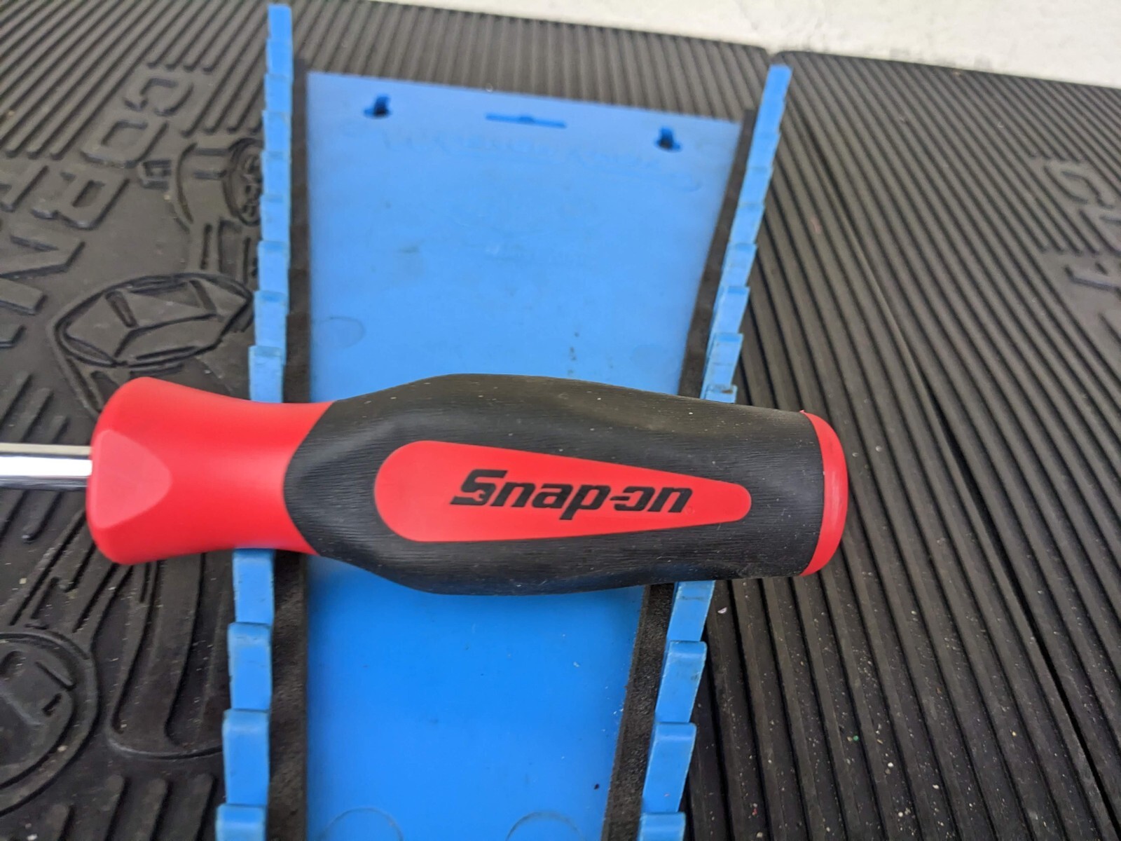 #bh810 Snap On Tools NEW SGT4B 1/4″ Socket Driver with Red Soft Grip Handle
