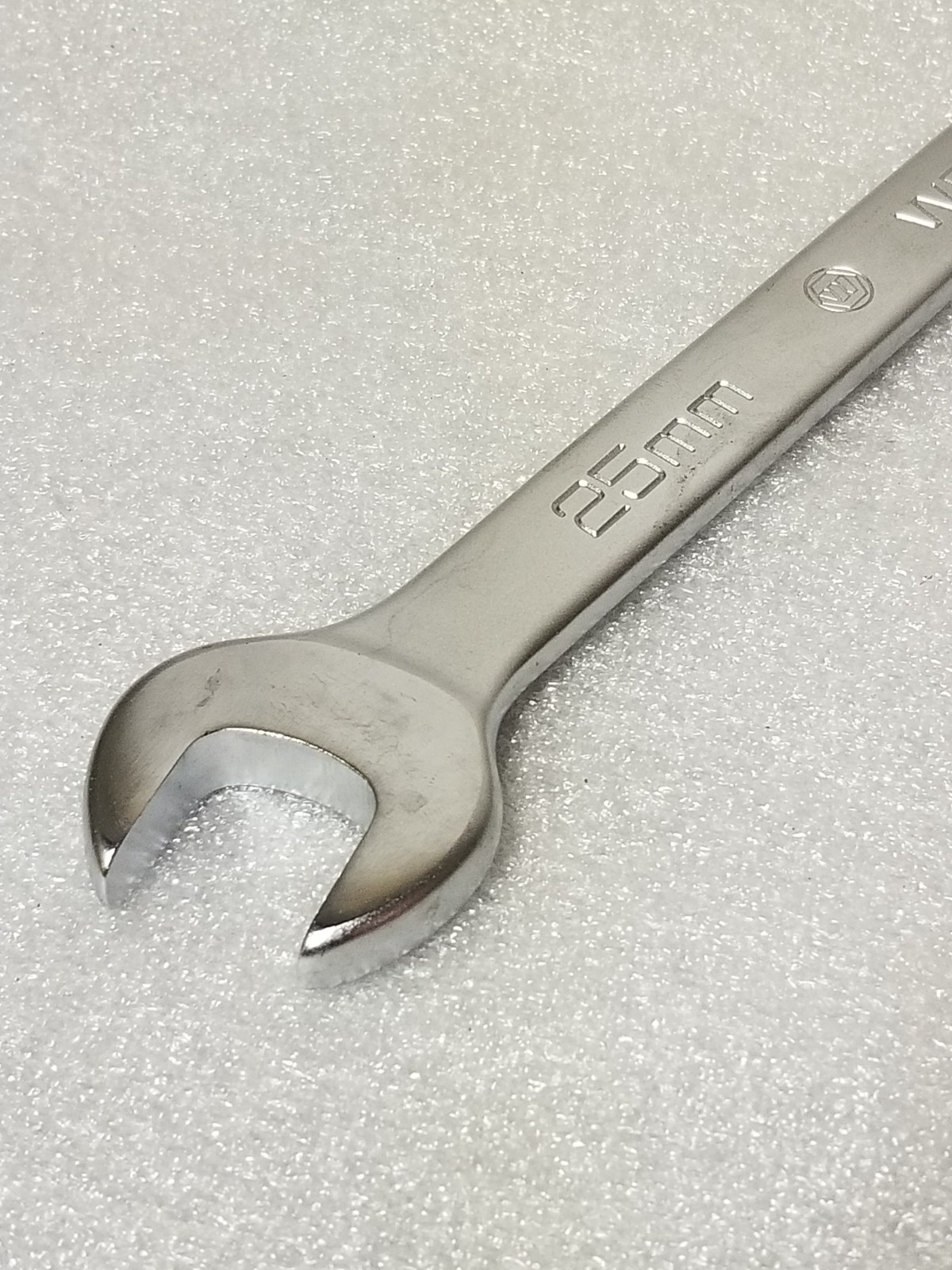 Wright 11-25MM Combination Wrench 27mm 12-Pt 13″OAL Satin Chrome Made in USA