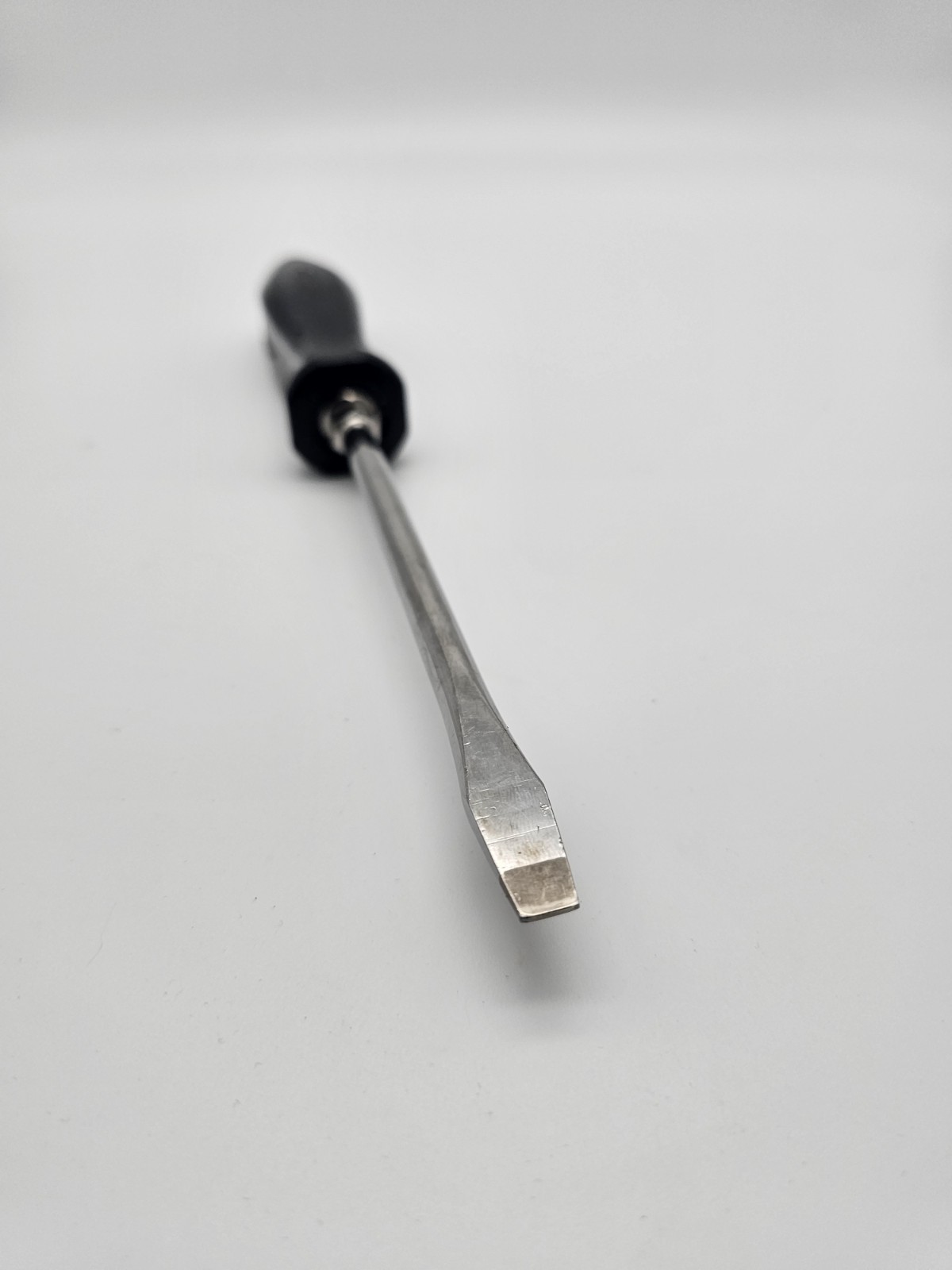 Snap On Tools GSDD6 Flat Blade Screwdriver Black Handle USA