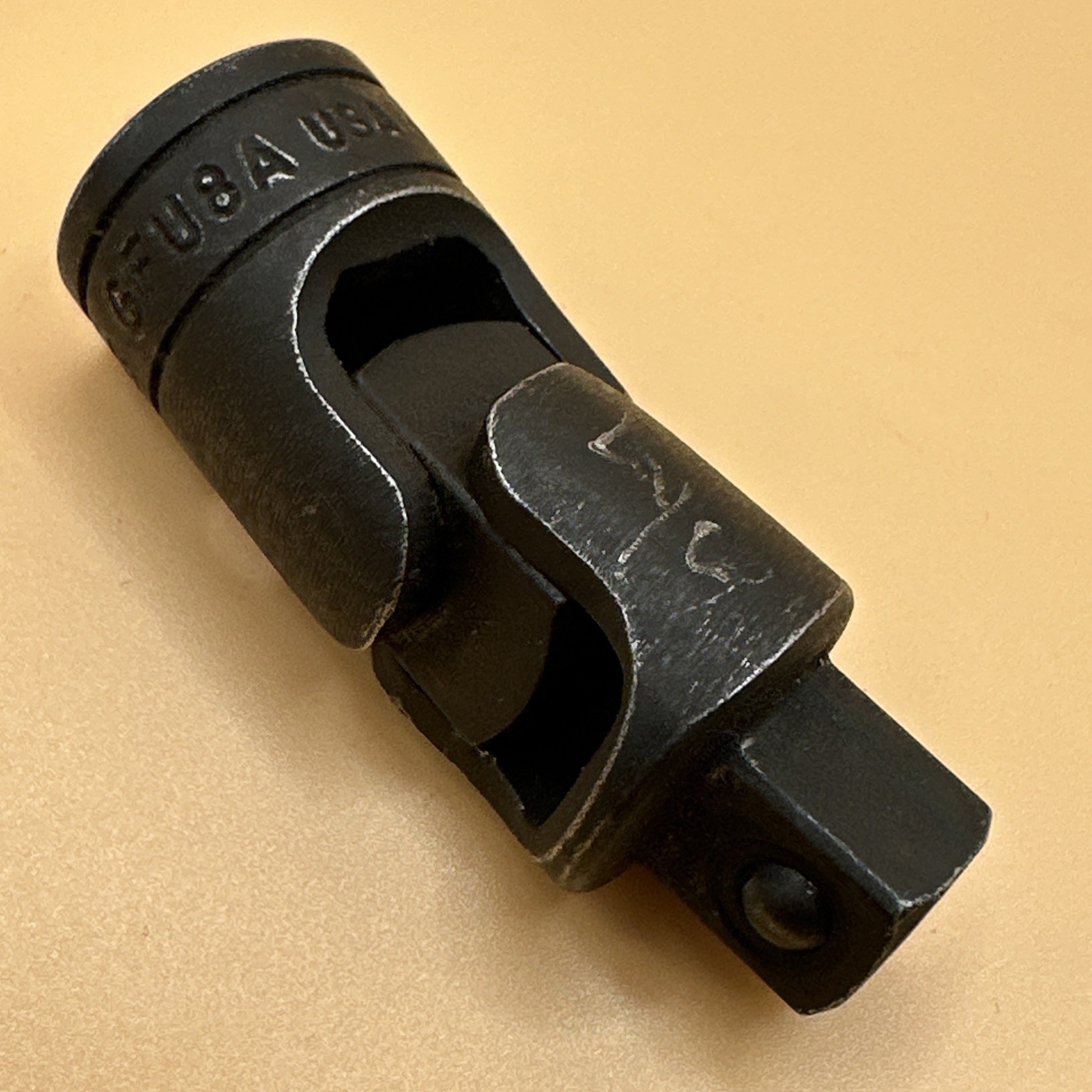 Snap On Industrial 3/8 Drive Universal Joint Swivel Socket Adapter GFU8A