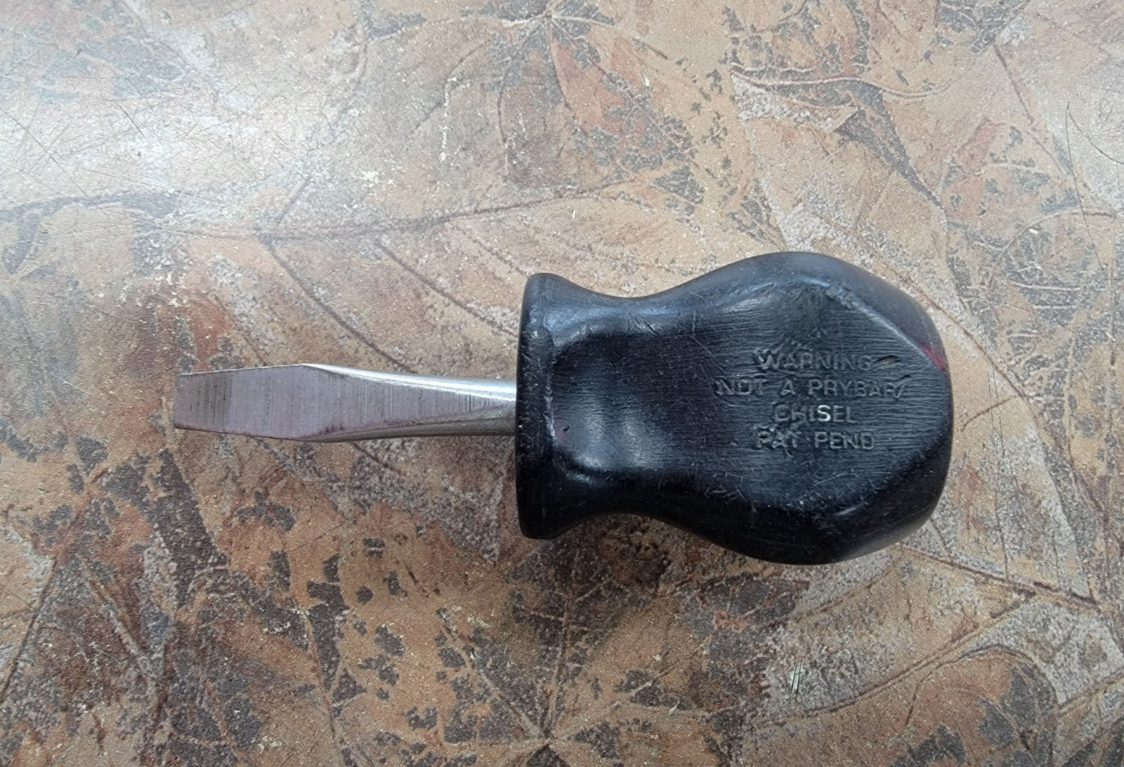 Snap On Tools Stubby Flat Screwdriver with Black Handle SDD1 – Made in USA