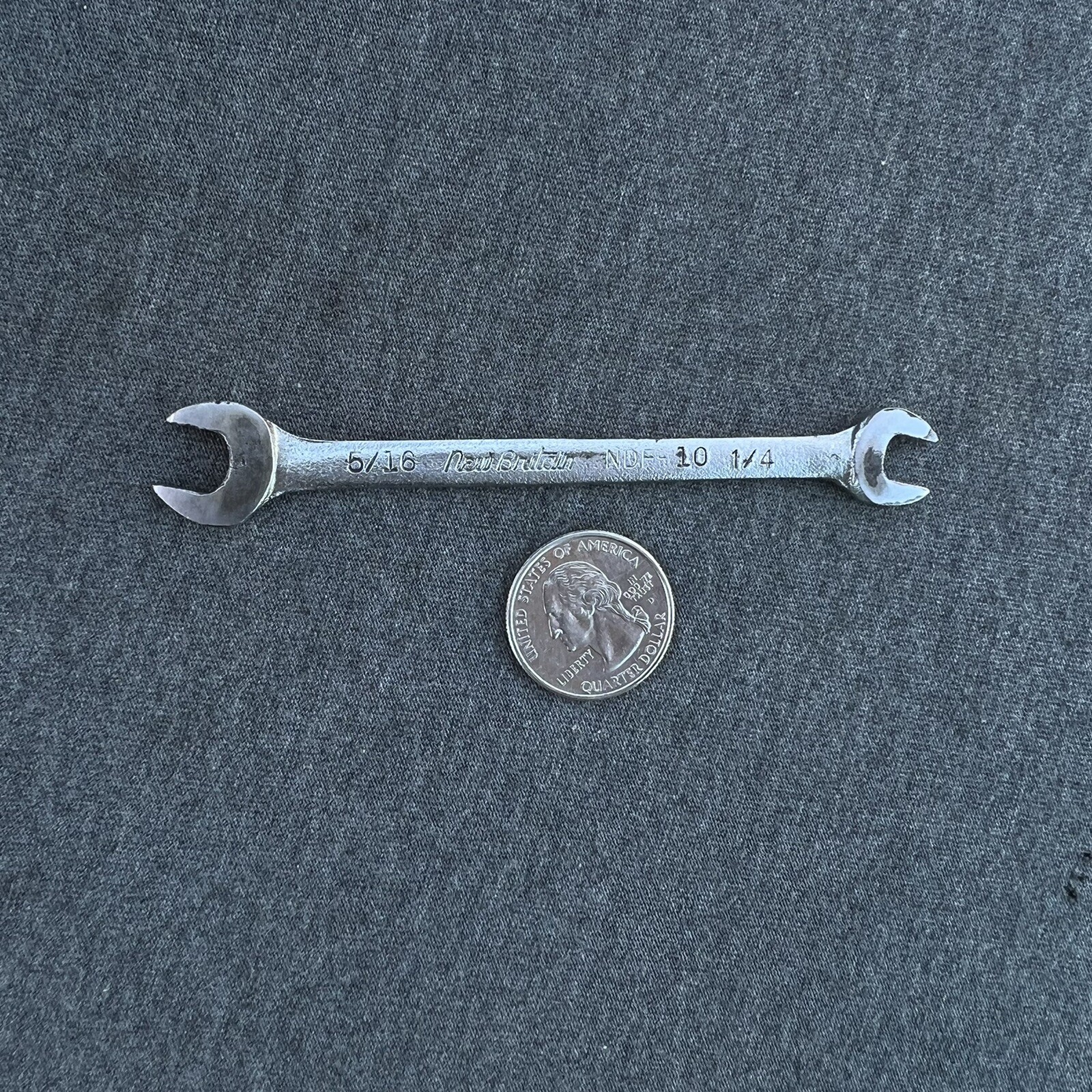 Vintage NEW BRITAIN USA NDF-10 1/4in X 5/16in SAE Open End Wrench NDF10