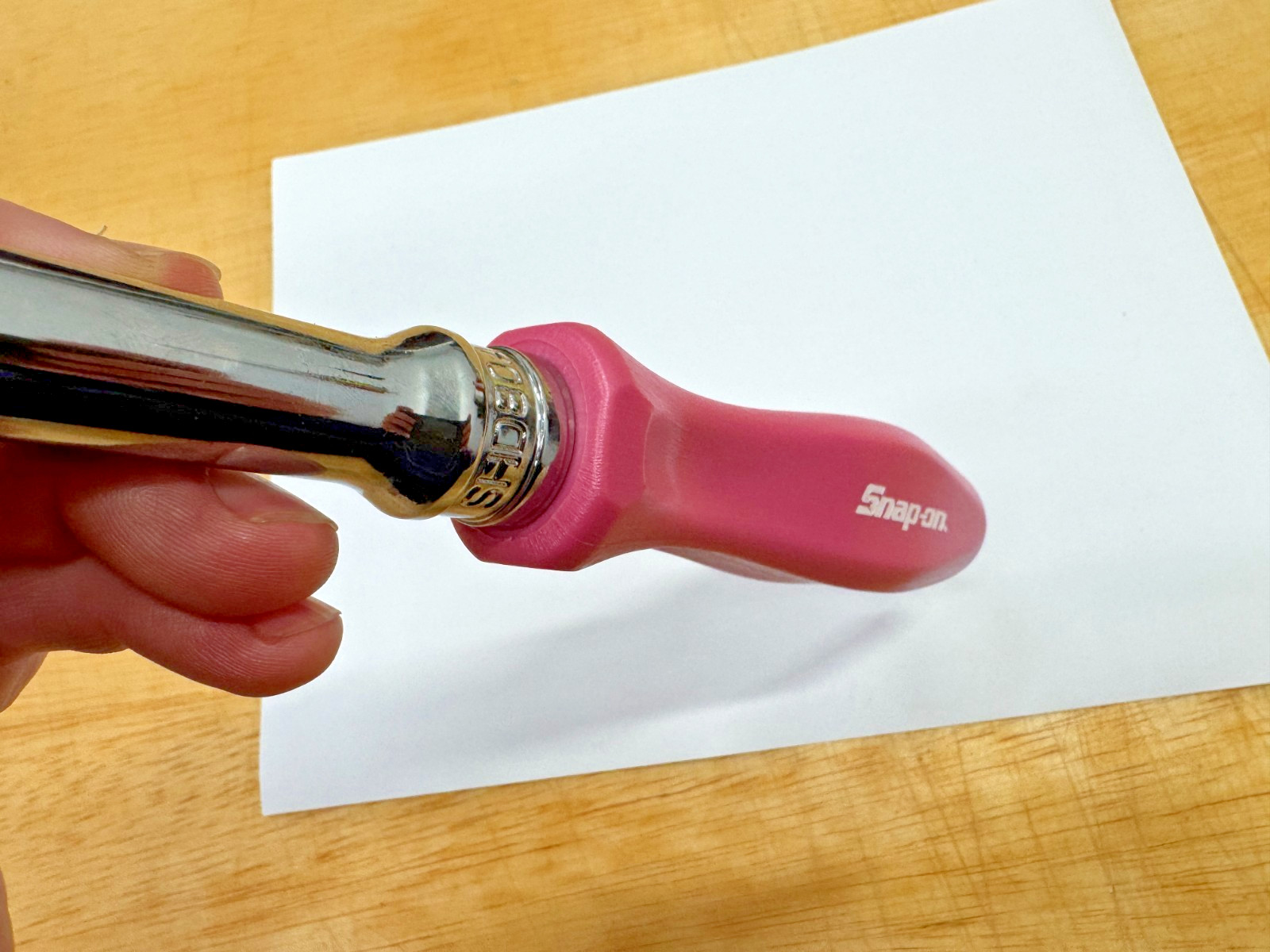 Snap-on Tools USA PEARL PINK 1/2″ Drive Hard Grip Ratchet SHD80APP RARE NOS