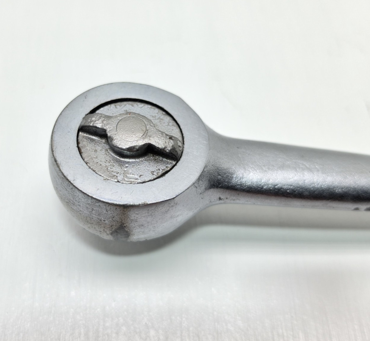 CRESCENT LS70 1/2″ Drive Round Head Ratchet Made in USA