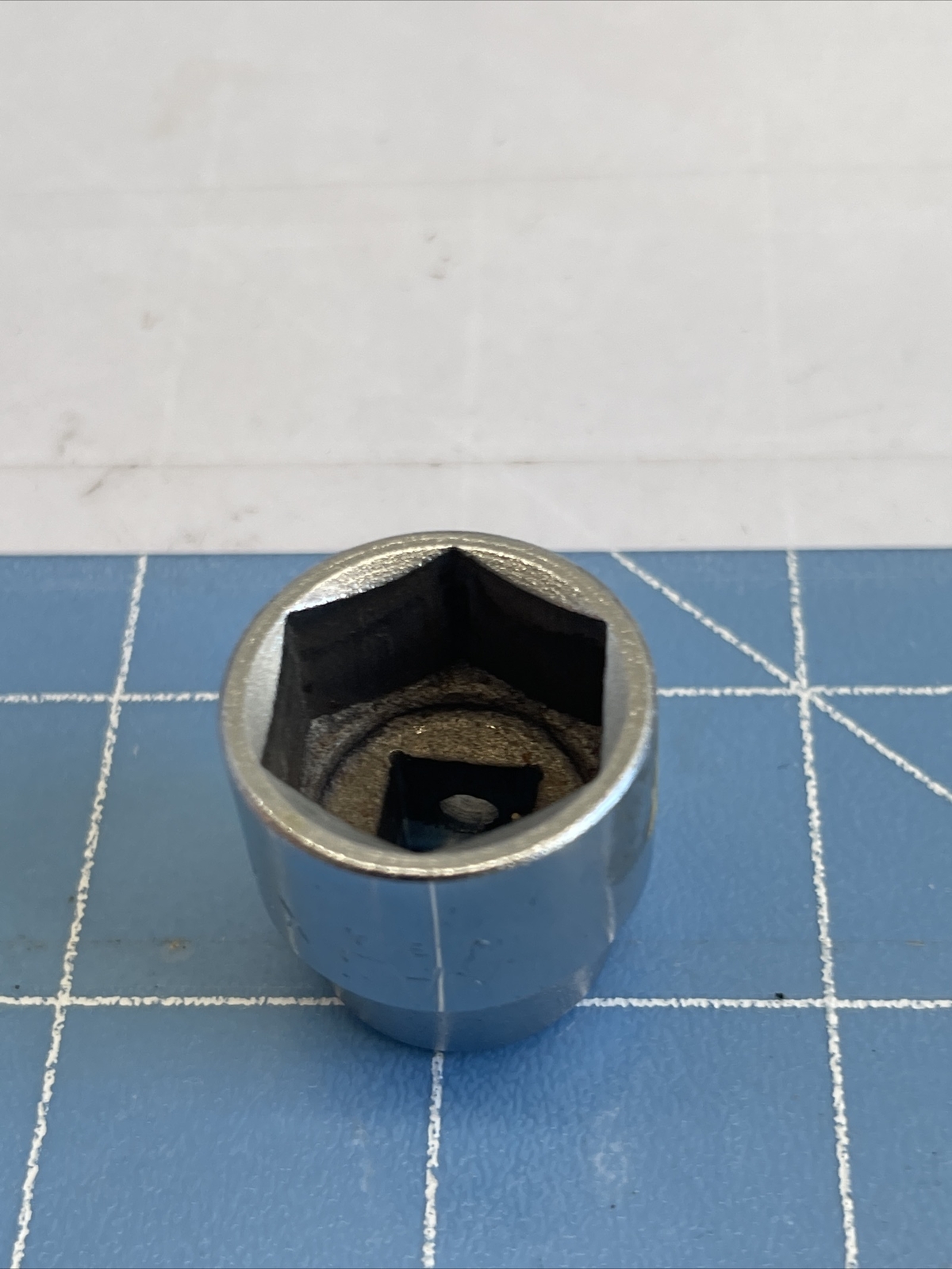 MAC TOOLS XM19-6 3/8″ DR. 19MM METRIC SHALLOW SOCKET
