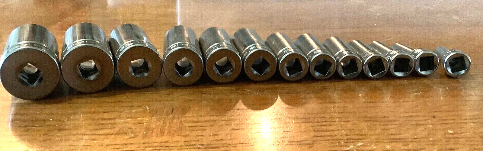 New Snap-on™ 3/8″ drive 1/4″ thru 1″ 6-point Deep Socket Set 213SFSY