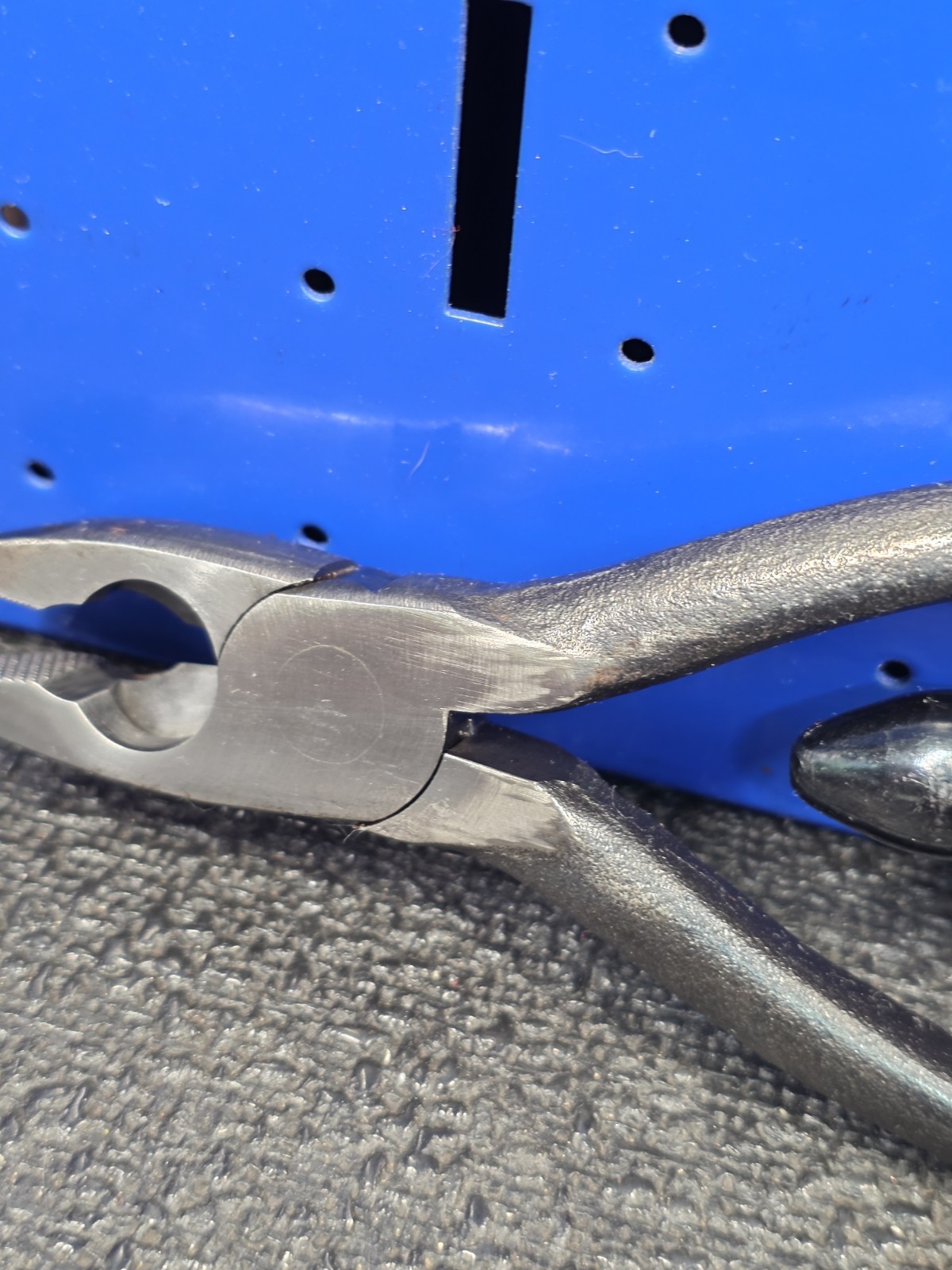 Blue-Point Tools GA311C Safety Twist Aviation Wire Cable Pliers 10″