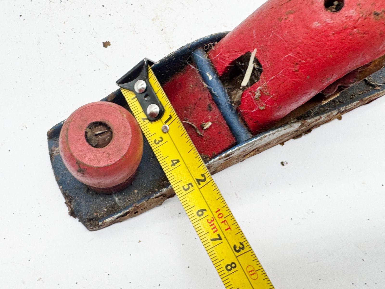 VINTAGE METAL BLOCK PLANE RED AND BLACK WOODWORKING TOOL RESTORATION