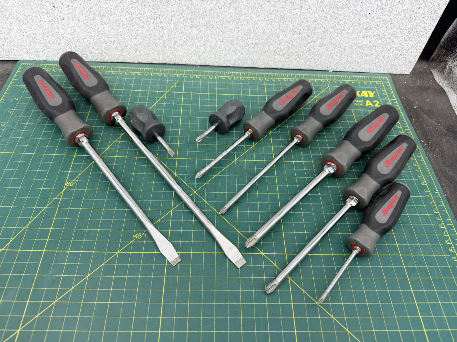 Snap-On Tools 9pc Dark Titanium Instinct Soft Grip Screwdriver Set – USA
