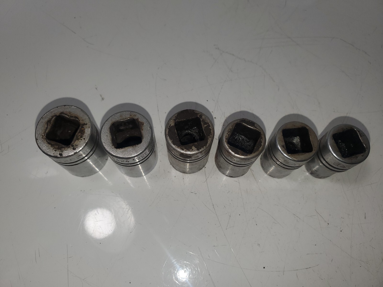 Indestro 1/2D 12pt -3/16,3/4,11/16,5/8,9/16,1/2 Sockets