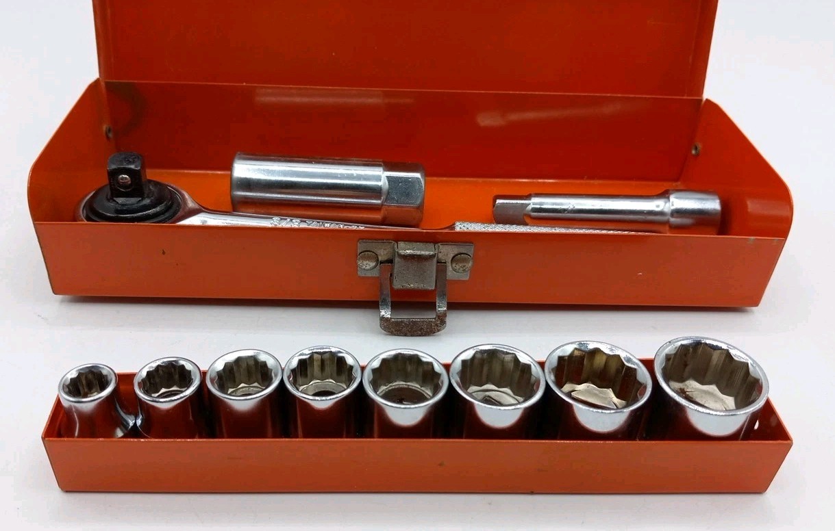 RY Ratchet/Socket Kit Includes 3/8″ Ratchet Extension Spark Plug & 8 SAE Sockets
