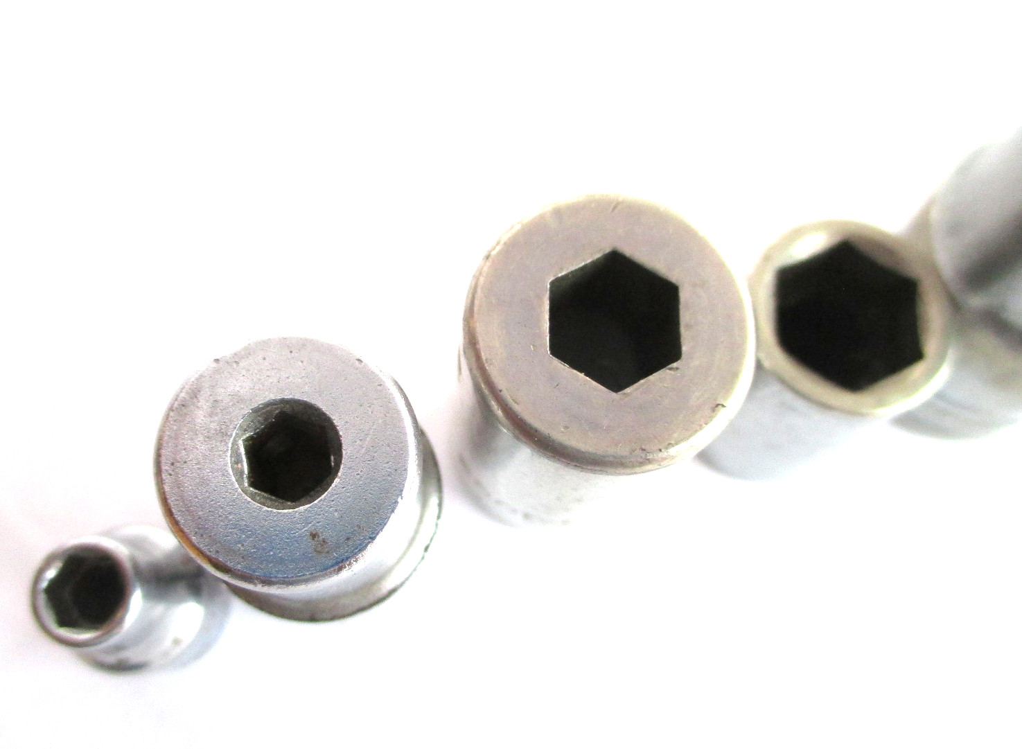 LOT / SET OF 7 New Britain SAE & Metric Sockets & Extensn 1/4, 1/2, & 3/8″ Drive