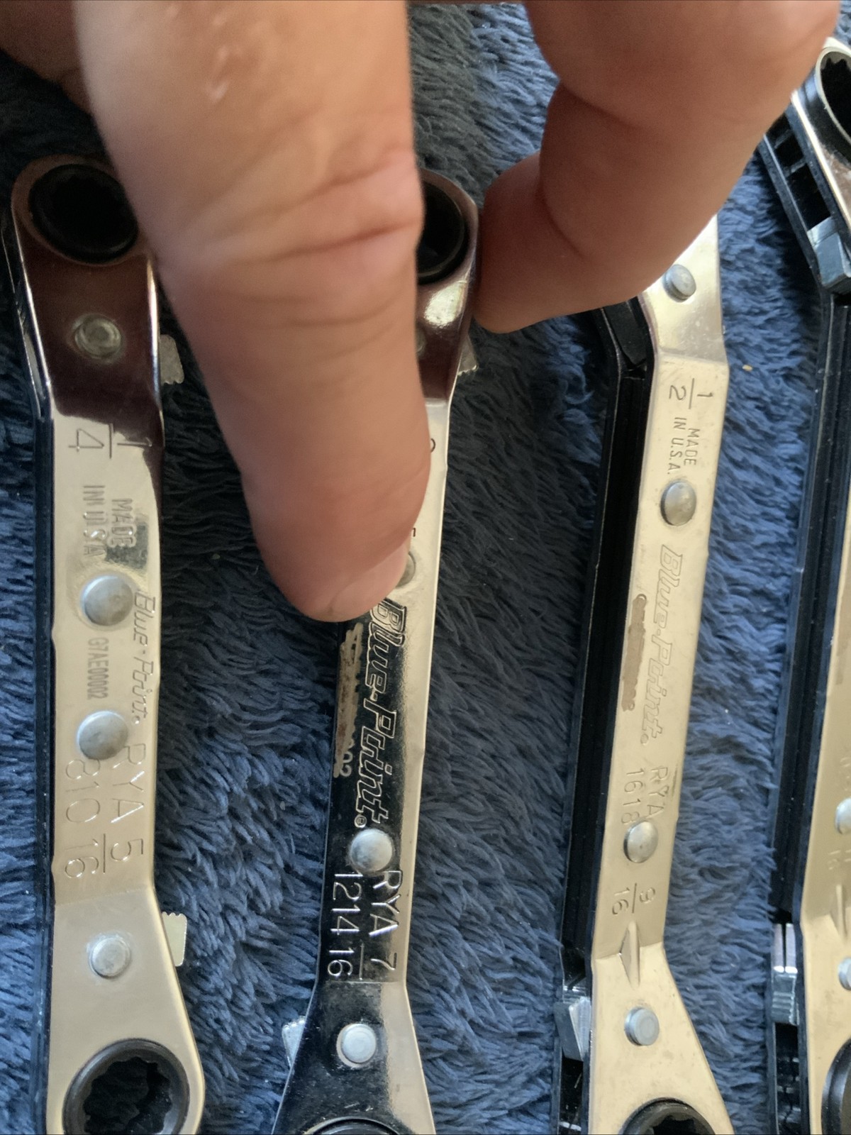 Blue Point Ratcheting Wrench Set, Sae…5pc….buffed Marks…..vv