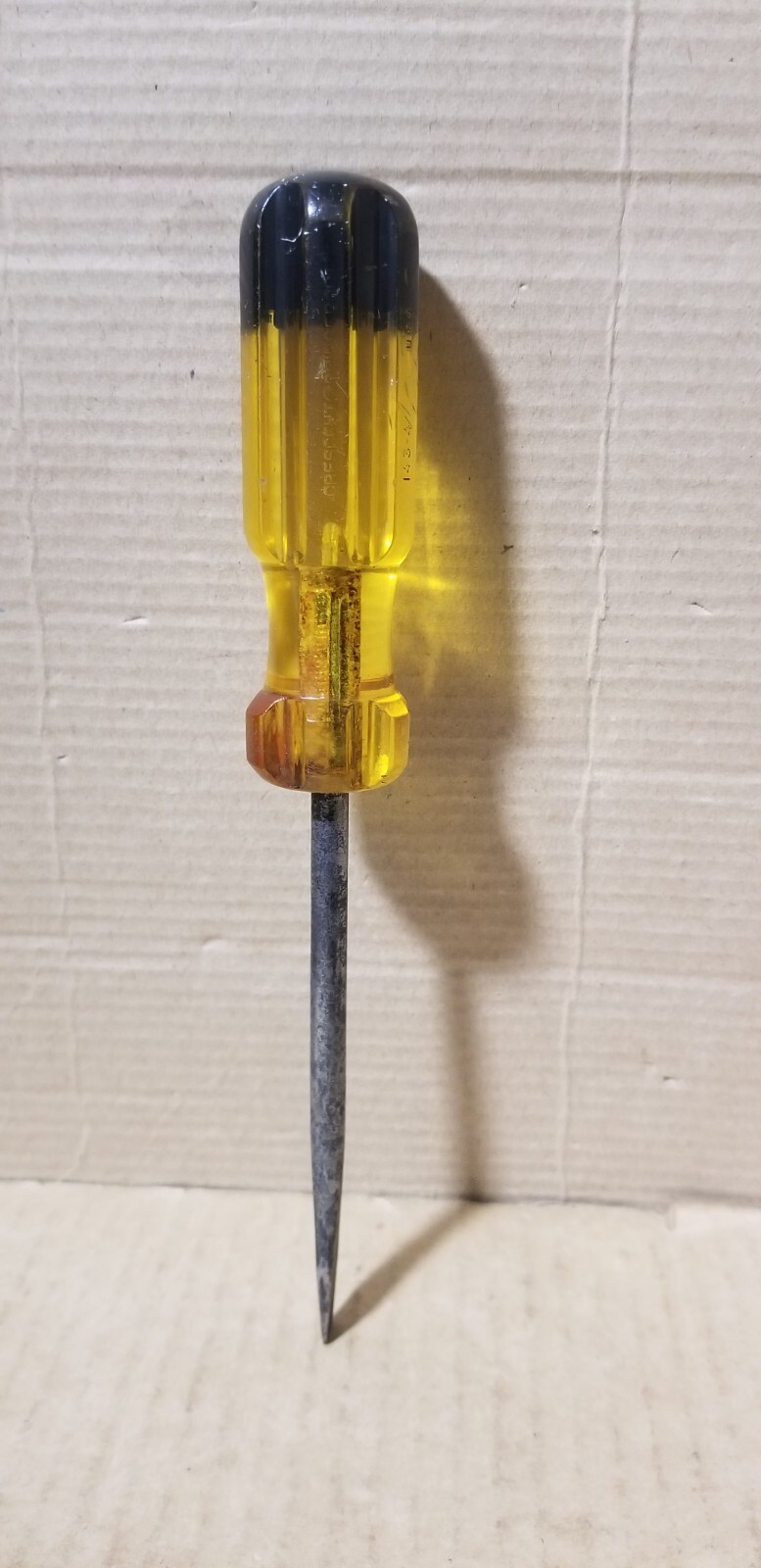 Vintage Crescent Bridgeport USA 143-4 Flat/Slotted Screwdriver , VGC