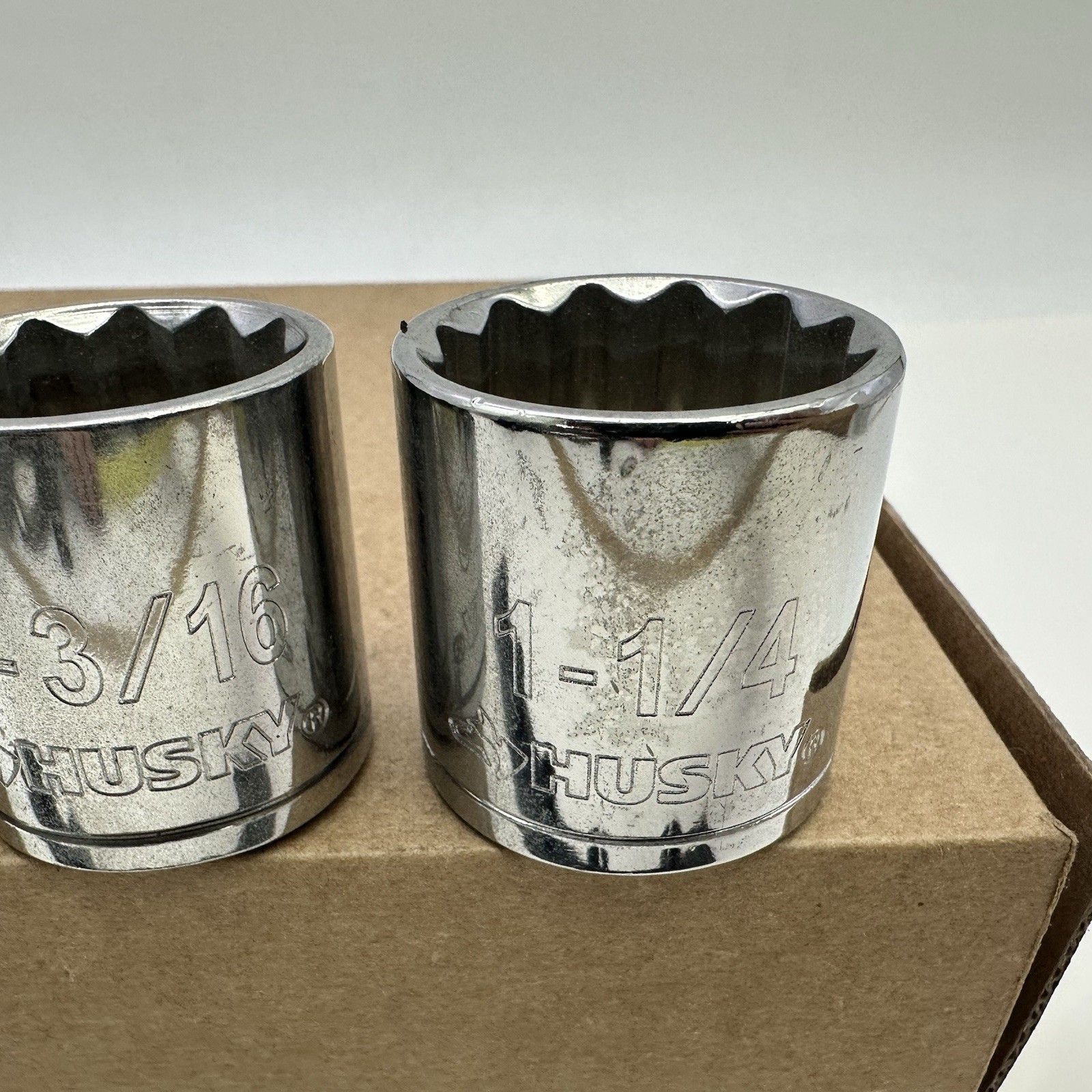 Husky 5 pc 1/2″ Drive 12 Point SAE Socket Set 1″, 1-1/16, 1-1/8, 1-3/16, 1-1/4