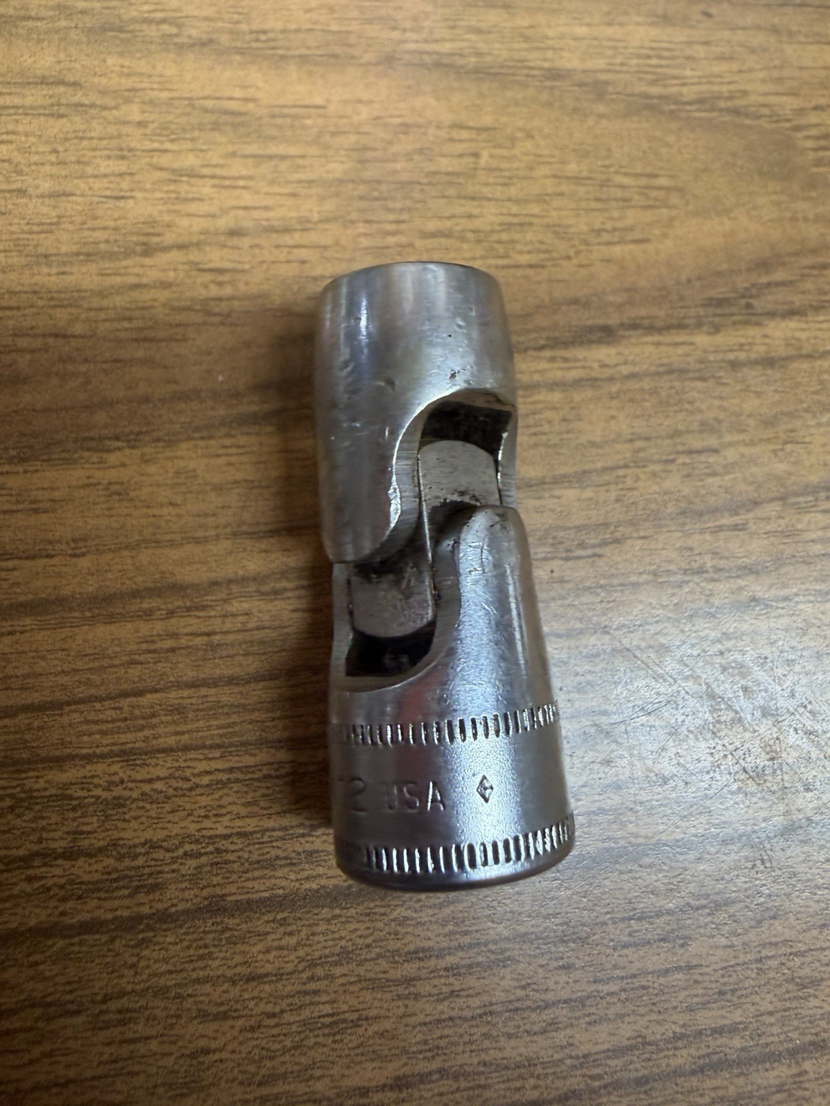 Snap-on 3/8″ Drive 12mm Universal Swivel Socket 6PT Point FSUM12A USA