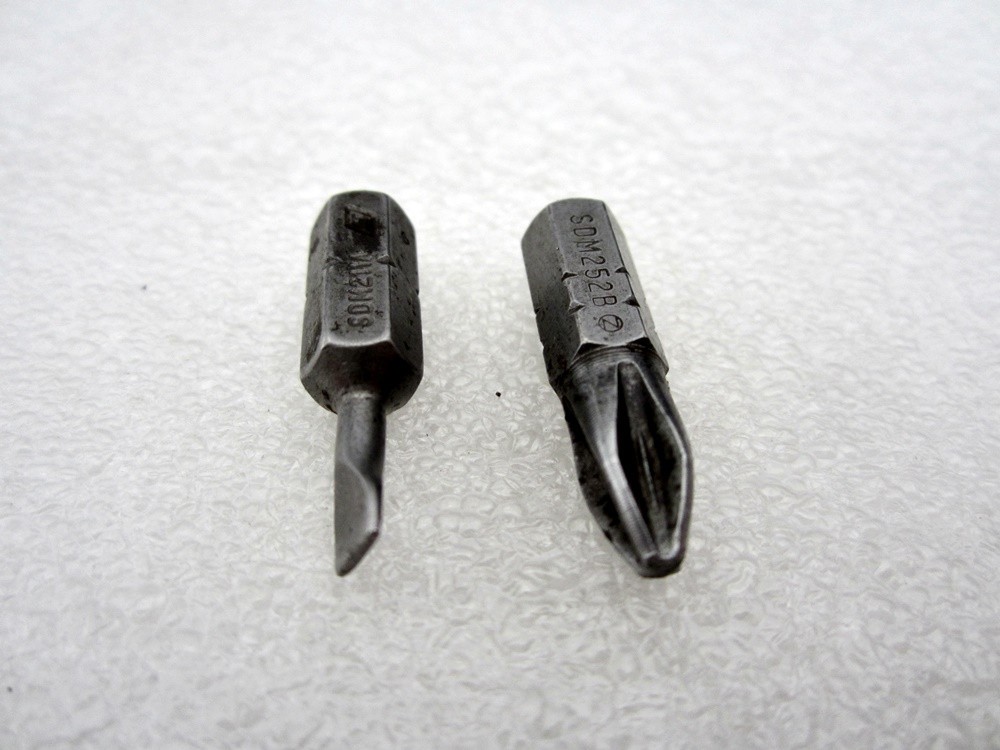 Snap-on Ratcheting Screwdriver & Bits SSDMR4A Black USA