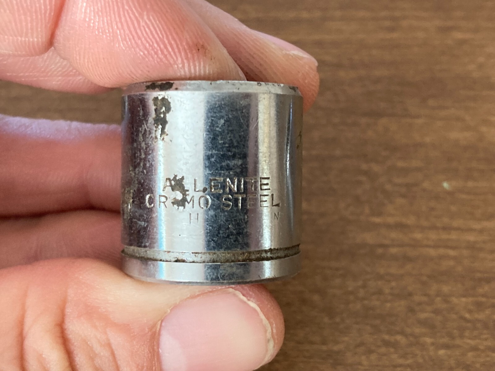 4 Vintage Allenite 1 1/16″ 3/4″ 5/8″ 3/8″ x 3/8″ Drive Shallow Sockets 12 Point