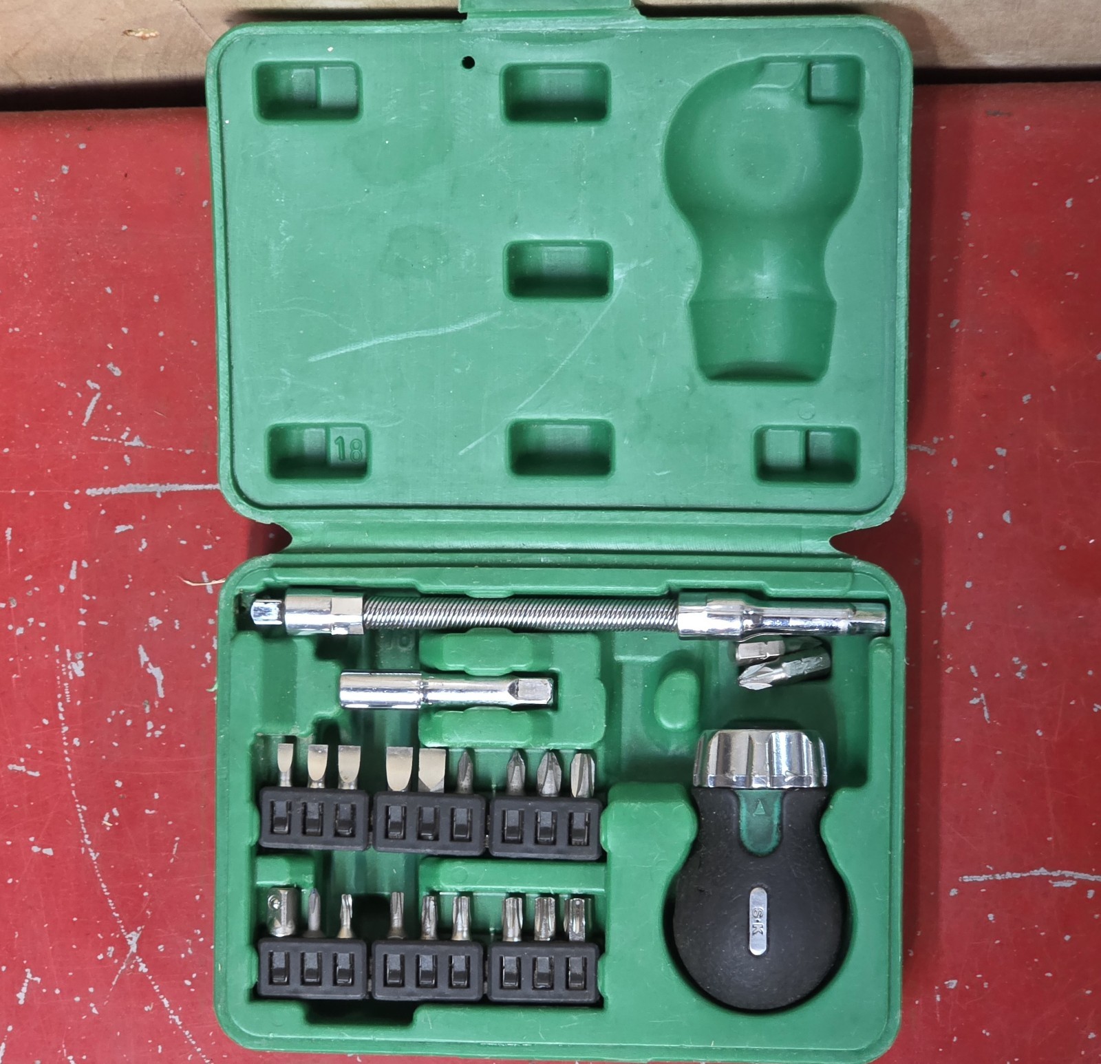 SK Tools Stubby Reversible Ratcheting Screwdriver Set 23pc Cool Set READ PLEASE