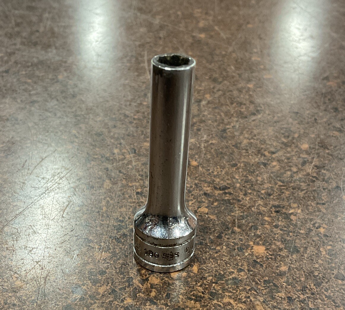 Snap On 3/8″ Drive 1/4″ Deep 6pt SAE Socket SFS081