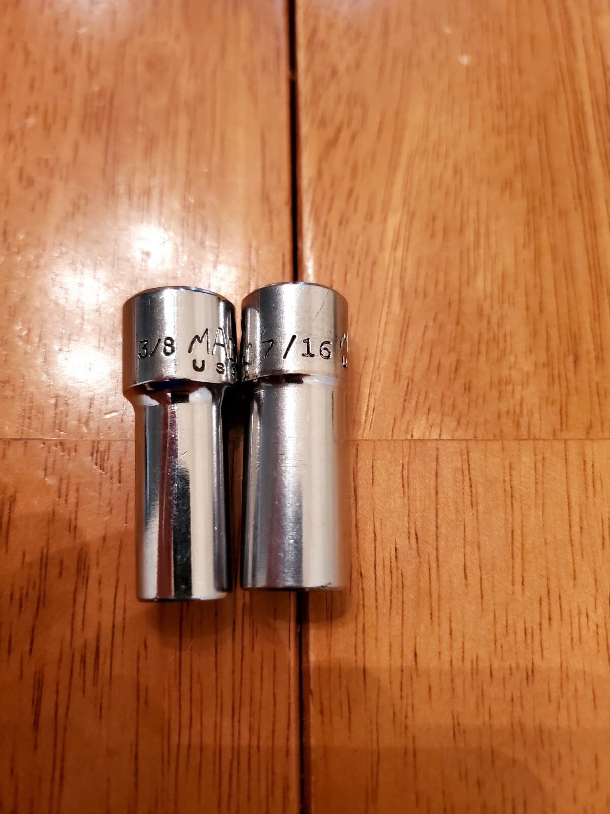 Mac Tools 3/8 Drive 3/8 12PT 7/16 6PT Deep Sockets Lot Of 2