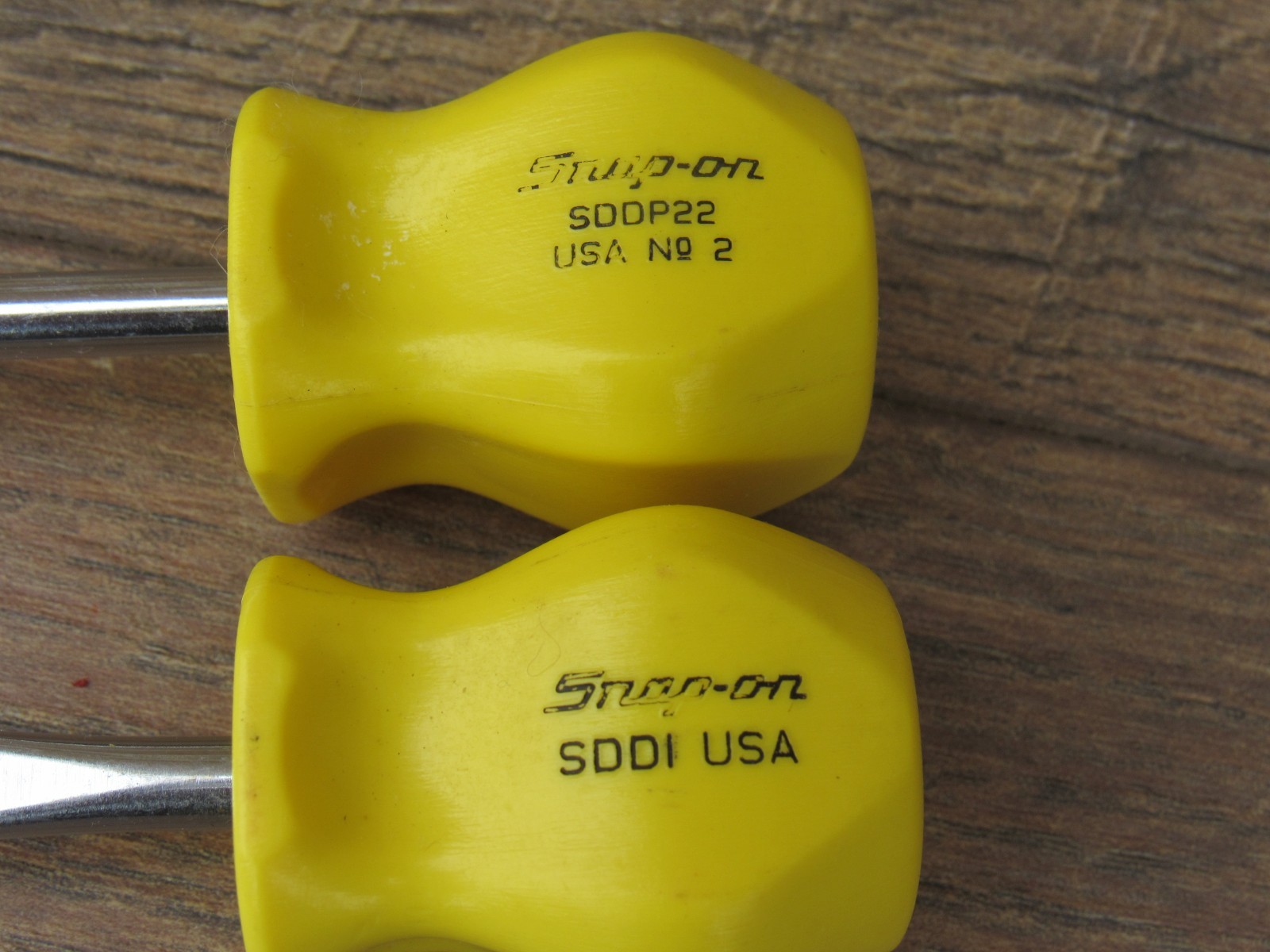 SNAP ON SDD1 FLAT TIP SDDP22 # 2 PHILLIPS STUBBY YELLOW HANDLE SCREWDRIVER SET 2
