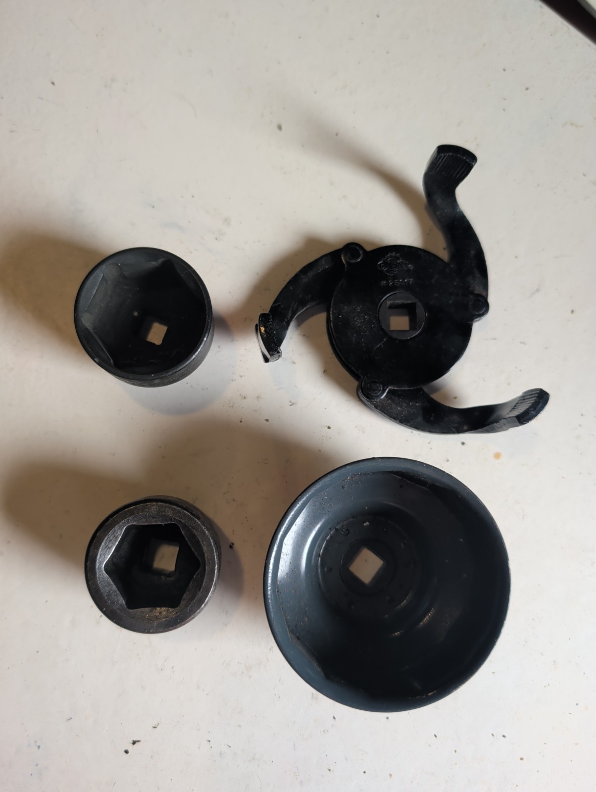 Lot Of 4 Assorted 3/8 Drive Oil Filter Sockets/Removers 24mm, 32mm Sockets