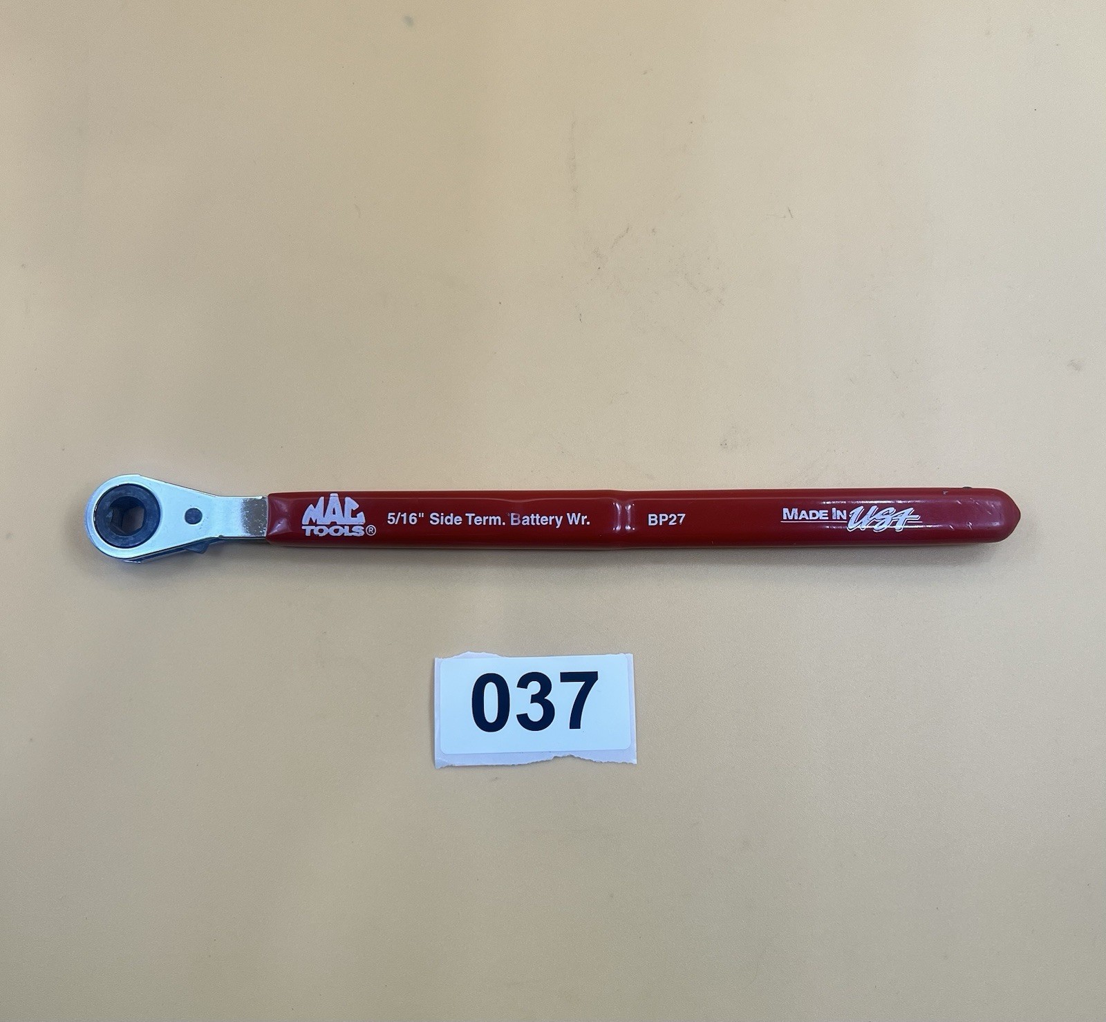 Mac Tools USA 9.5″ Long 5/16″ Ratcheting Reversible Battery Terminal Wrench BP27