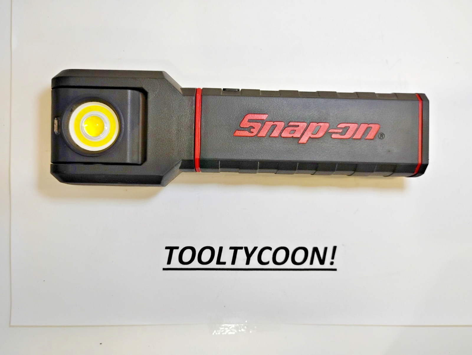 Snap-On Tools NEW ECARF052 Pivot Head 550 LUMEN AUTO FOCUS Rechargeable BLACK