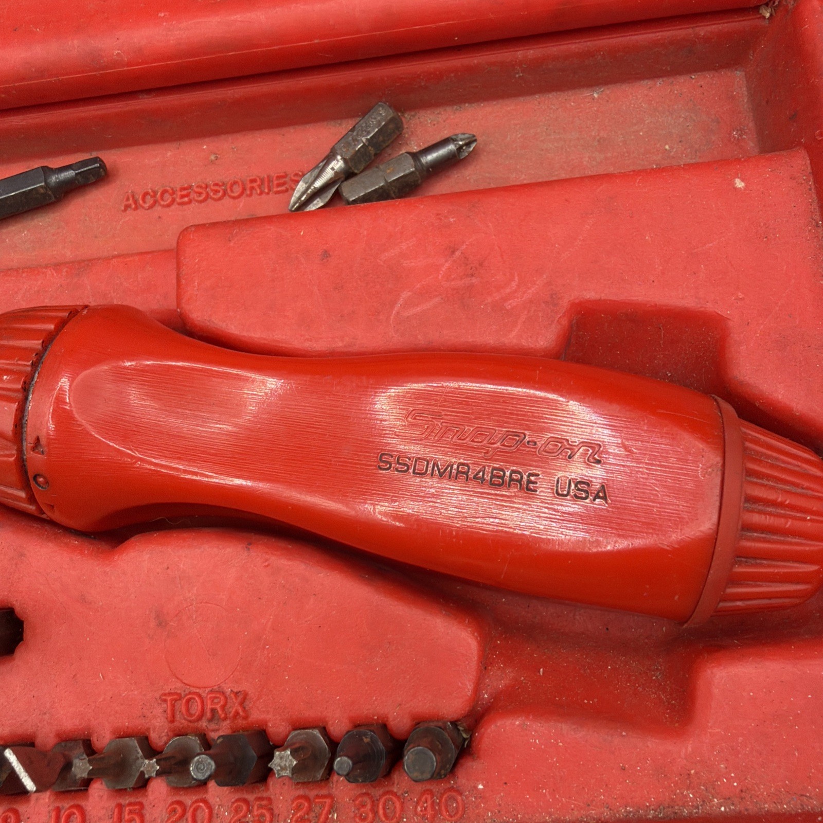 Snap On Tools Ratcheting Screwdriver Set Red Dale Earnhardt Bits & Case SSDMR220