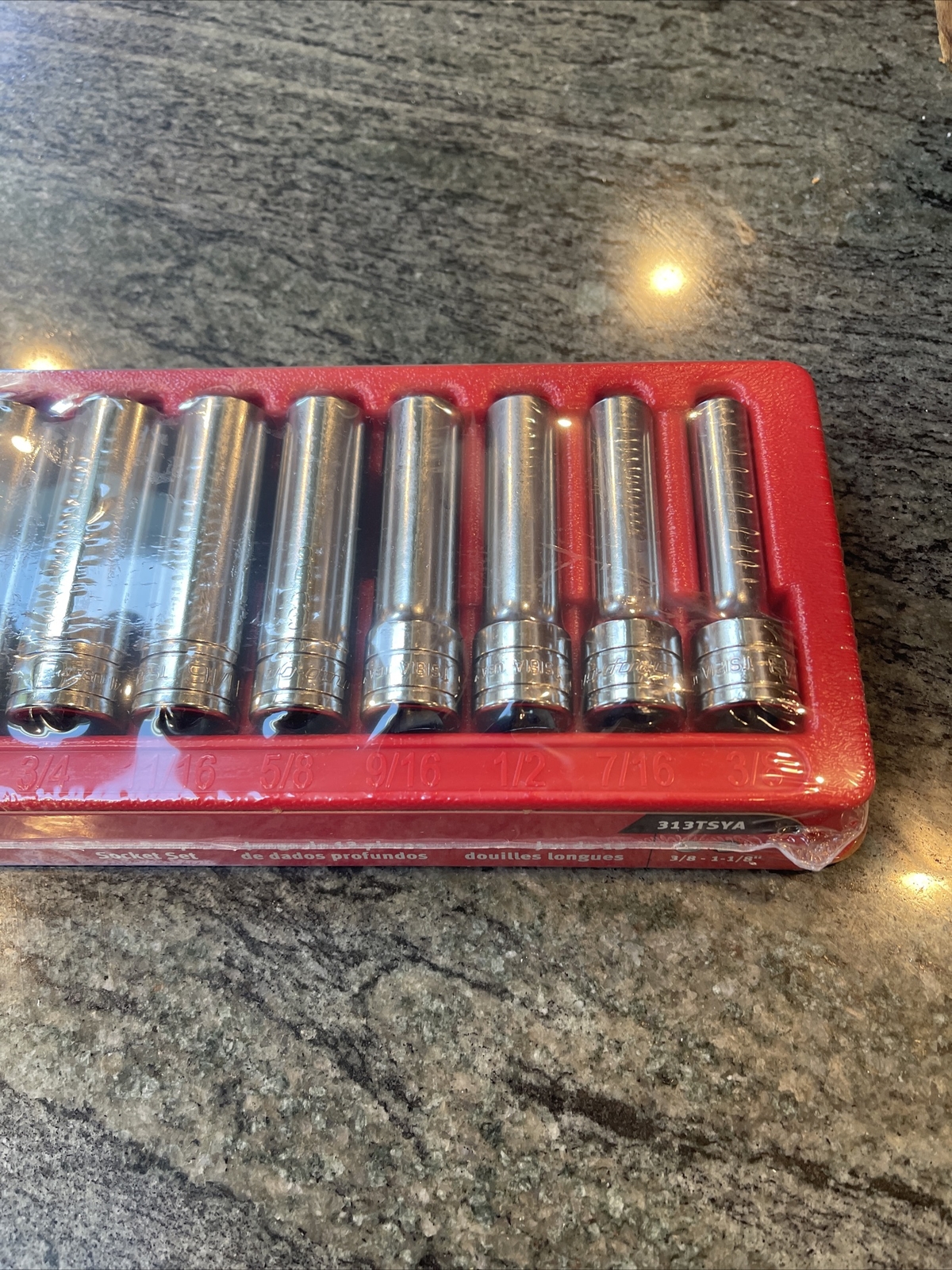 Snap-on 313tsya 1/2″ drive 3/8-1-1/8 Deep 6 Point Socket Sealed