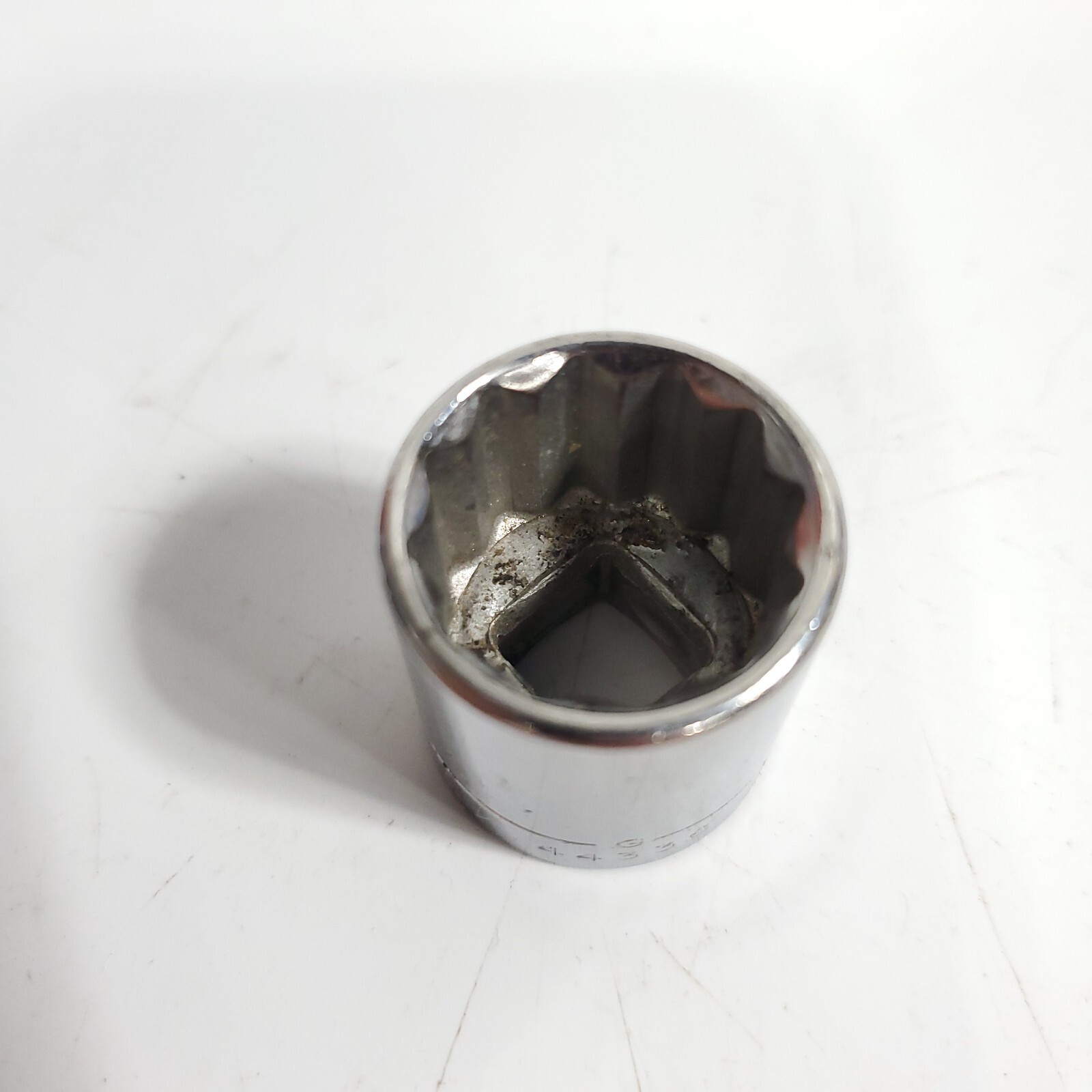 Craftsman 3/8″ Drive SAE 11/16″ Shallow Socket G Series 12-point 44336