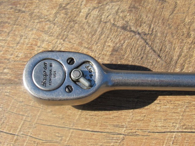 SNAP ON 3/8″ DRIVE F720 CHROME STANDARD HANDLE RATCHET UNDERLINE SILVER BADGE