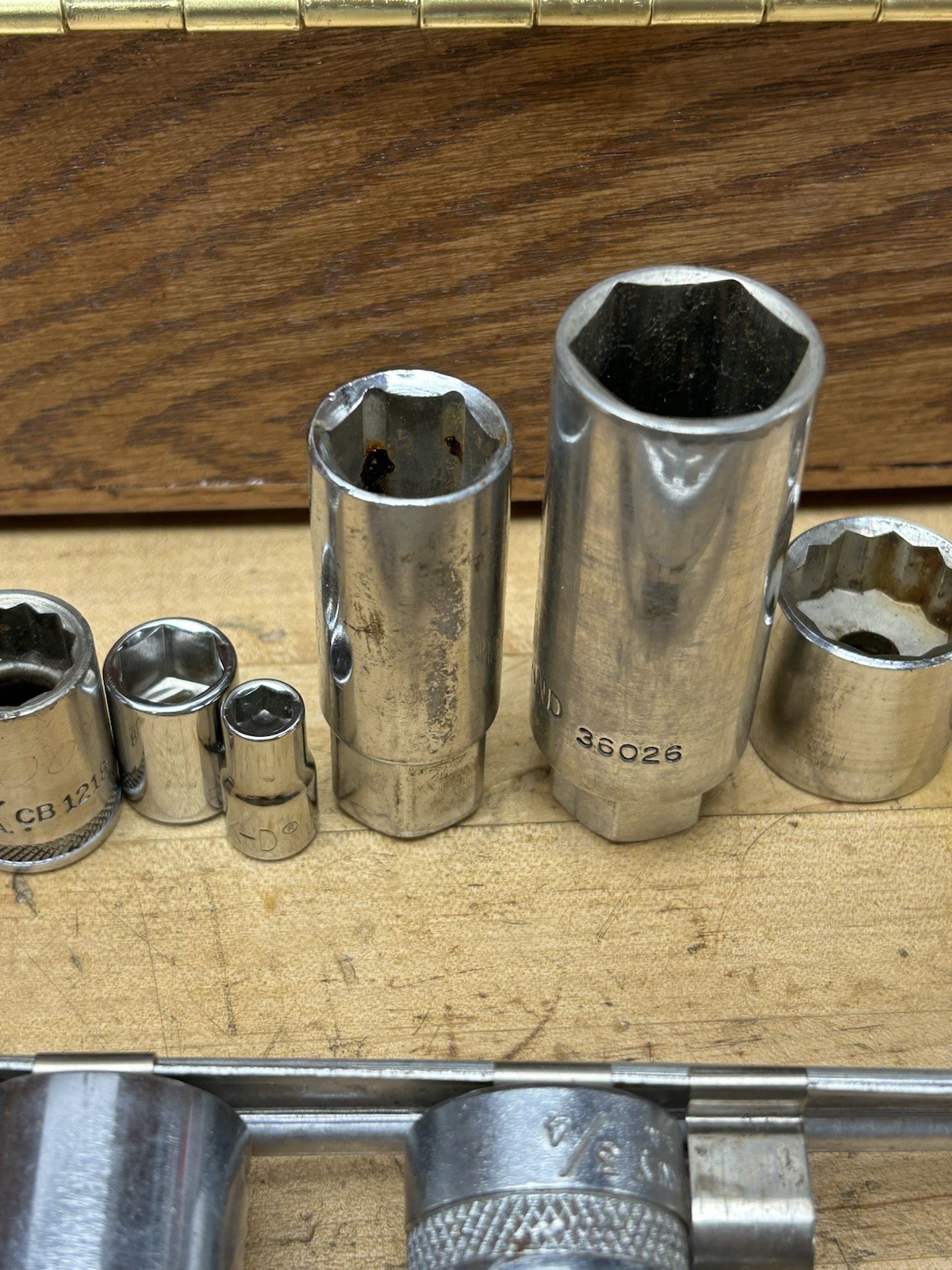 Lot of Assorted Sockets SAE & Metric Mixed Brands Various Drives, Mostly USA