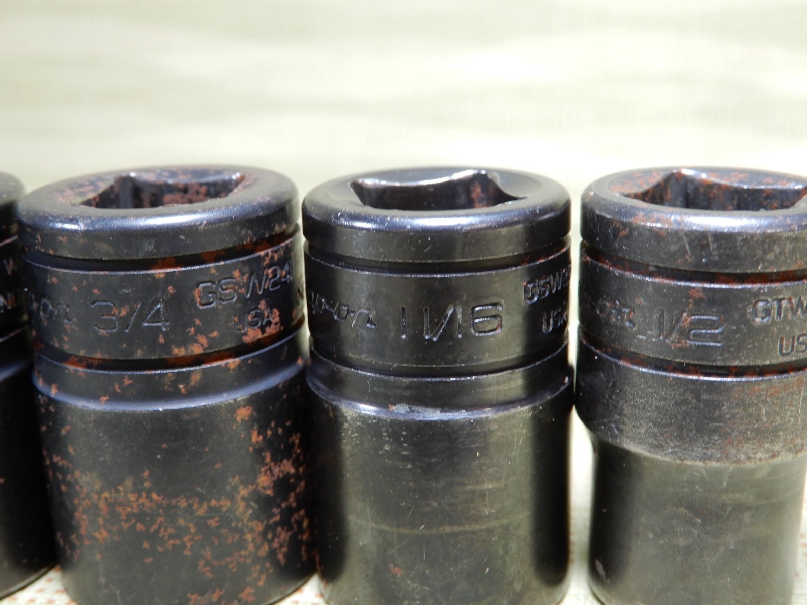 Snap-On Impact Sockets 15/16, 13/16, 3/4, 11/16, & 1/2 (5) Great Condition VX