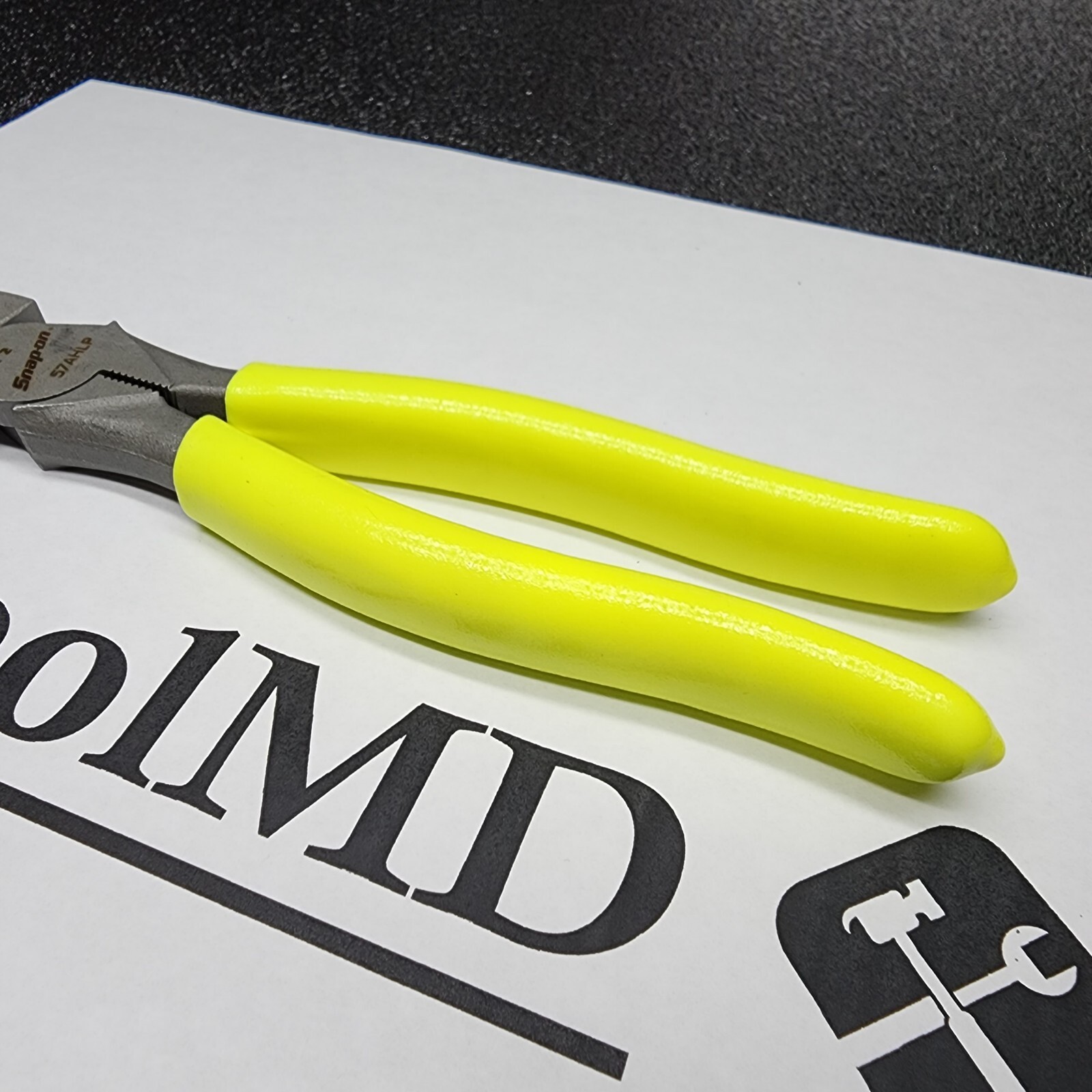 Snap-on Tools USA NOS 7″ HIGH VIS YELLOW Lineman’s Pliers 57AHLP