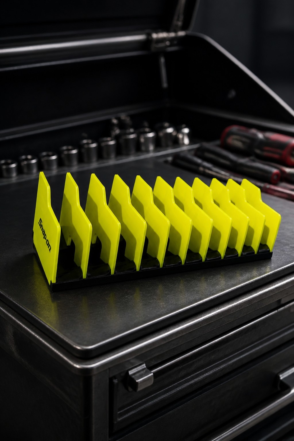 Snap On Tools 10″ Pliers Holder Organizer HIVIS Non-slip rubber base US KAPL10VS