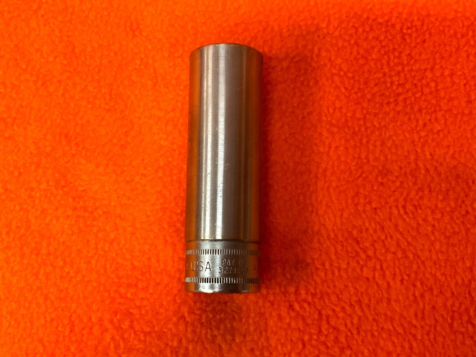 Snap-on Tool 1/2″ Drive Deep Chrome Socket Metric 19mm SM19