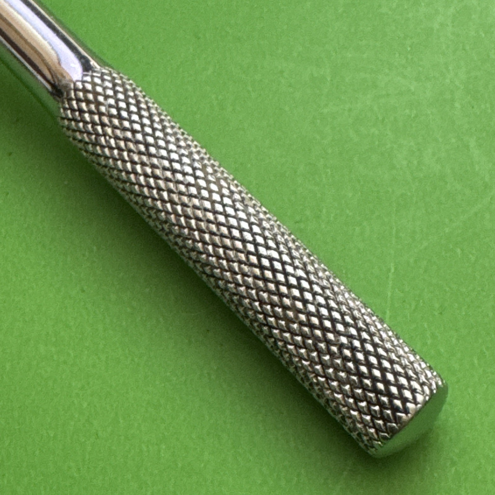 MAC Professional Tools USA 1/4″ Drive 4.75″ Long Knurled Pear-Head Ratchet MR5