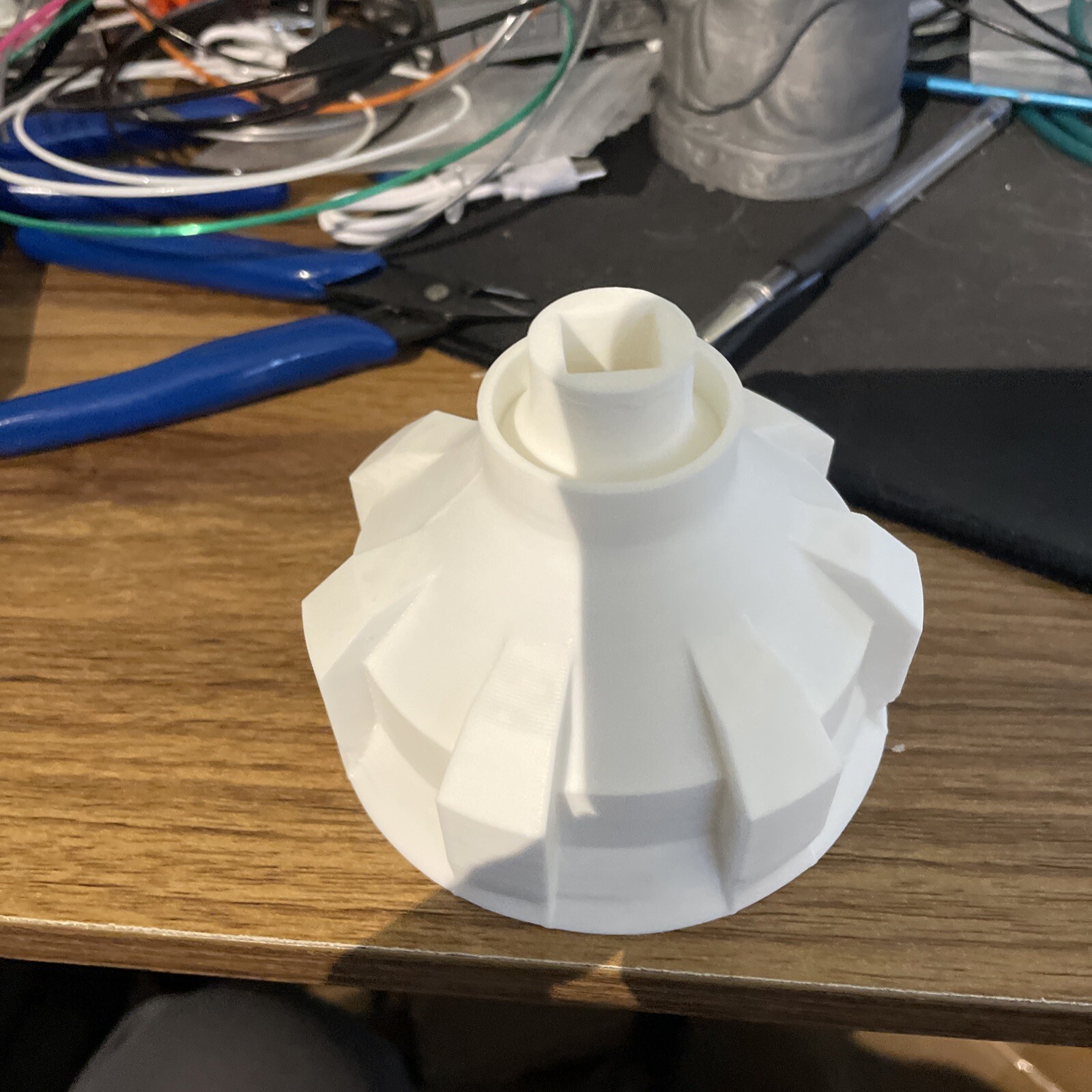 3D printed oil_filter_drain_72.5mm 14 flute oil filters. This is an oil filter r