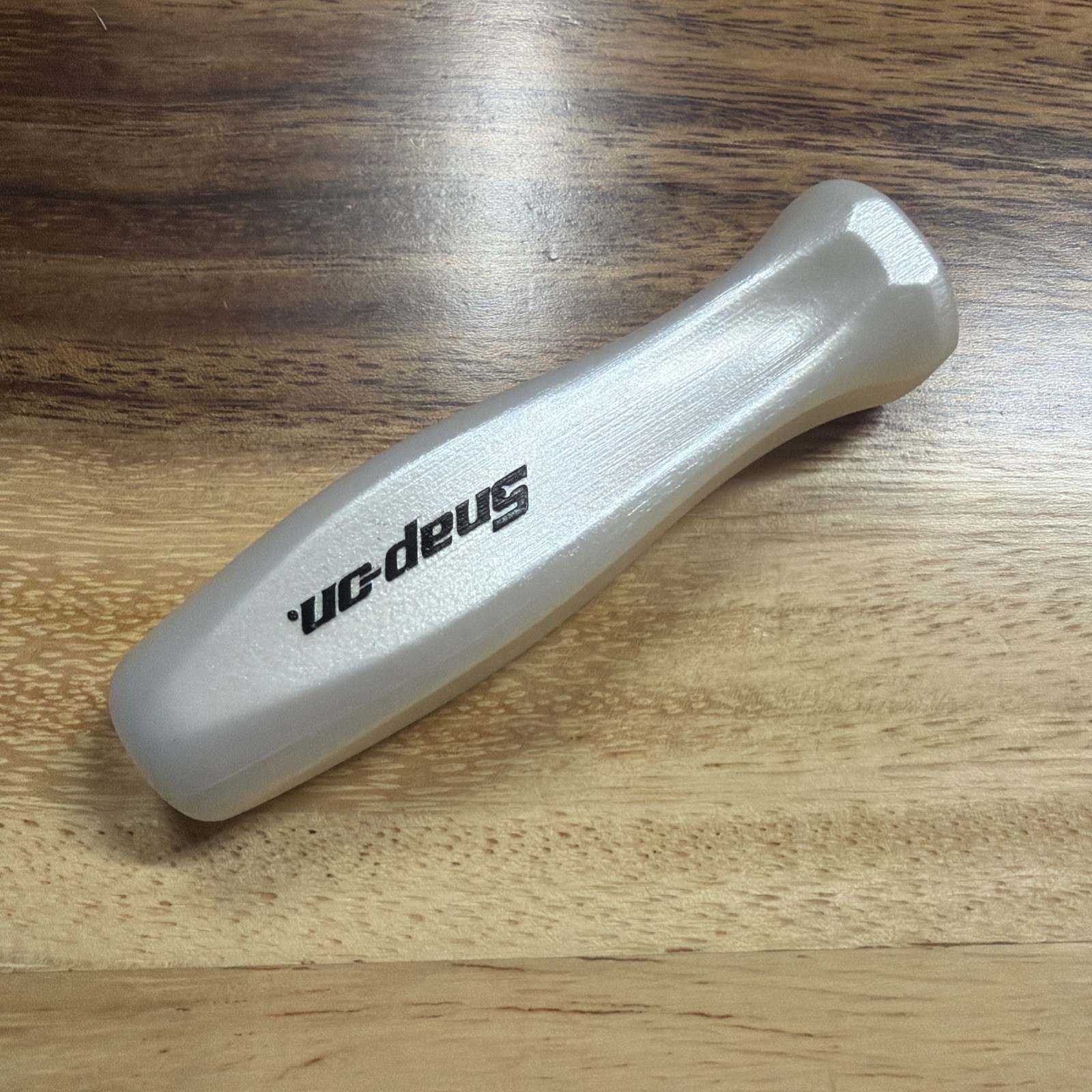 Snap-on Tools PEARL WHITE Discontinued 3/8″ Drive Replacement Ratchet Hard Grip