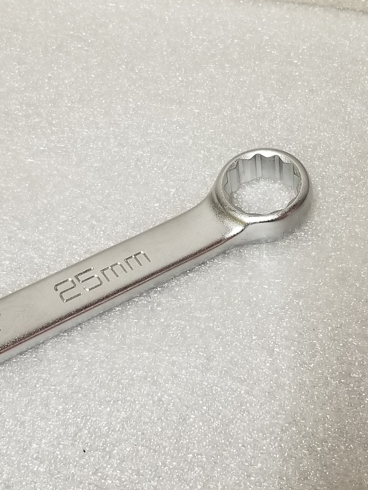Wright 11-25MM Combination Wrench 27mm 12-Pt 13″OAL Satin Chrome Made in USA