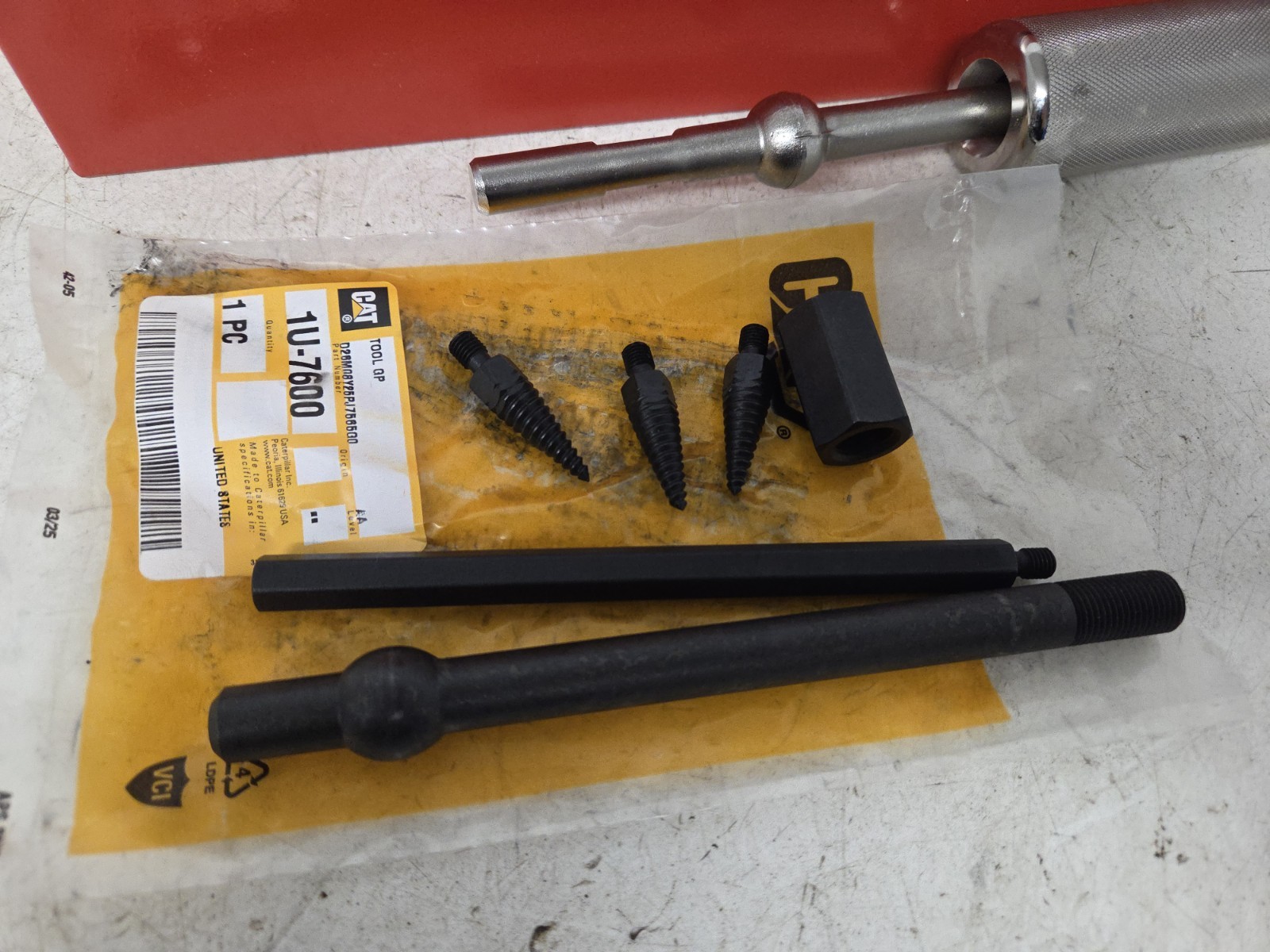 New Caterpillar CAT 1U-7600 Wear Sleeve Removal Puller Tool – Front And Rear
