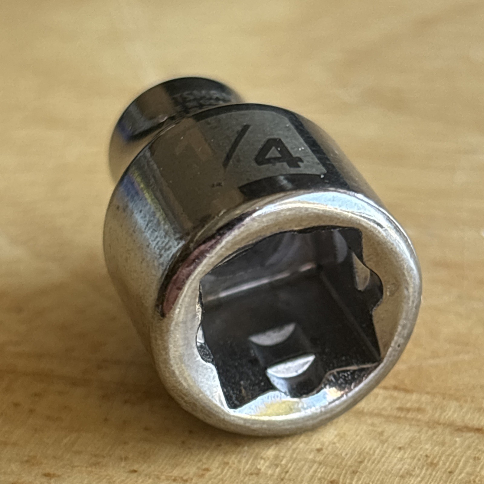 Craftsman 1/4″ Shallow Socket 3/8″ Drive 6 Point Easy Read 45821 USA READ!